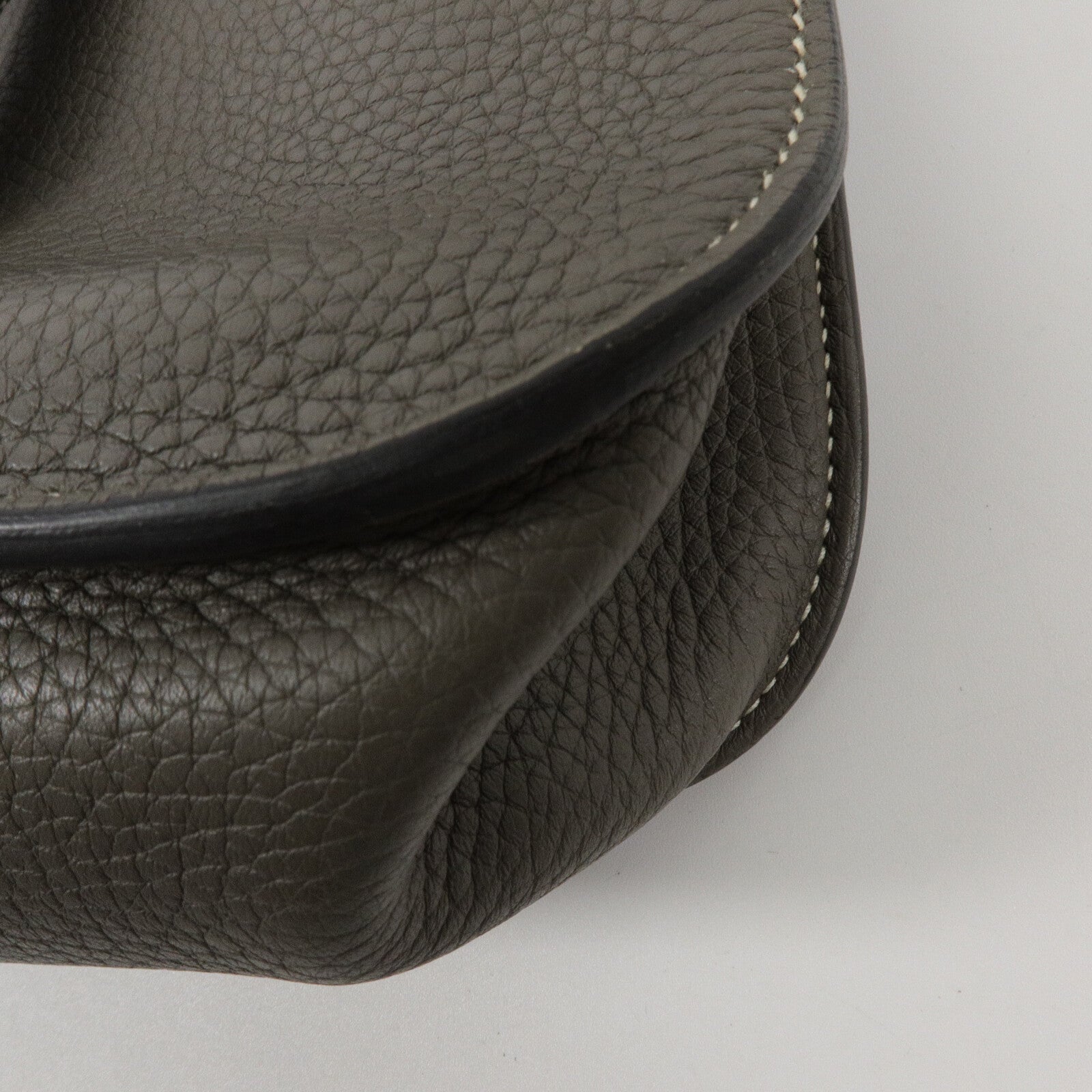 HERMES Clemence皮革Halzan 31手挽肩背兩用袋Etain