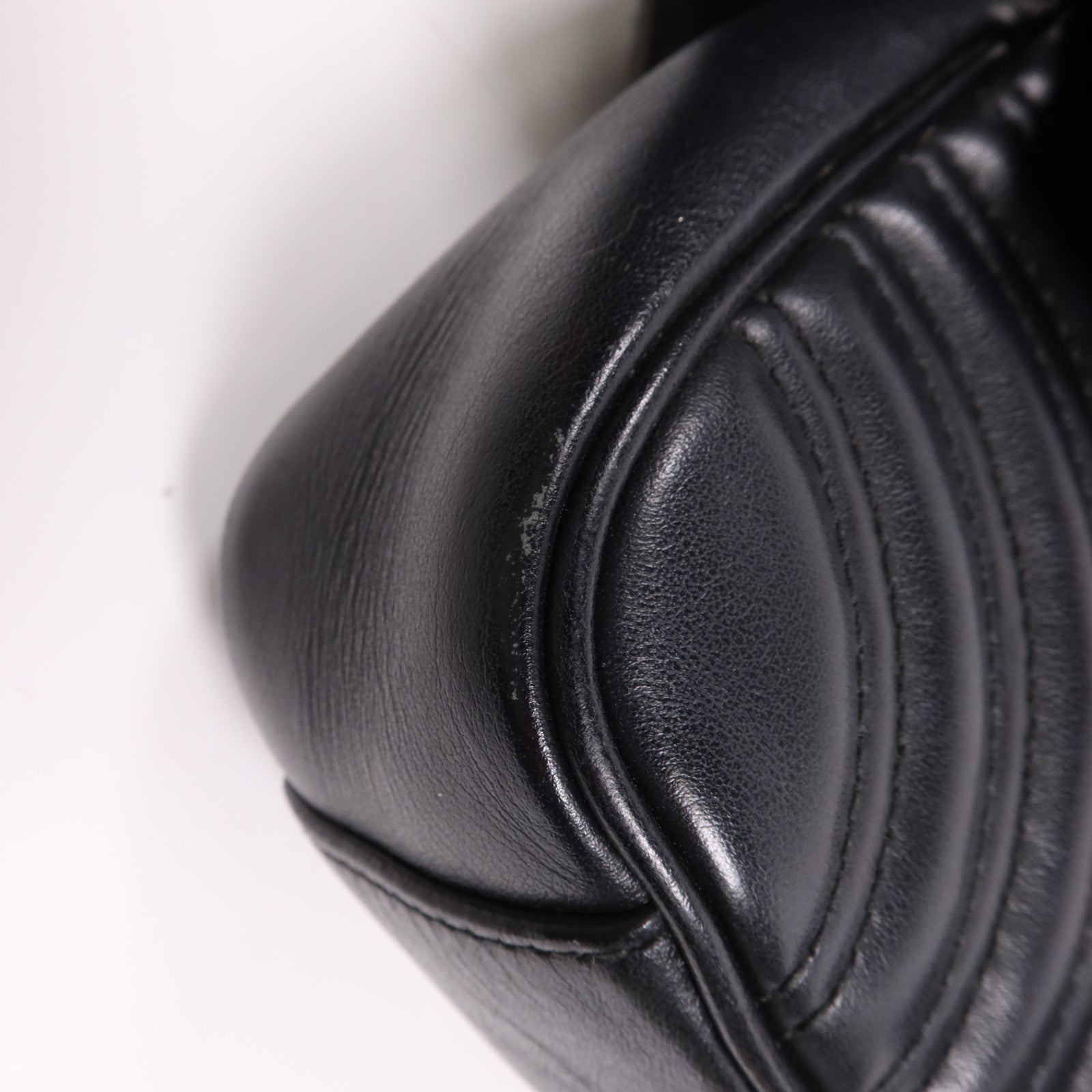 GUCCI 牛皮皮革GG Marmont金扣鏈帶肩背袋