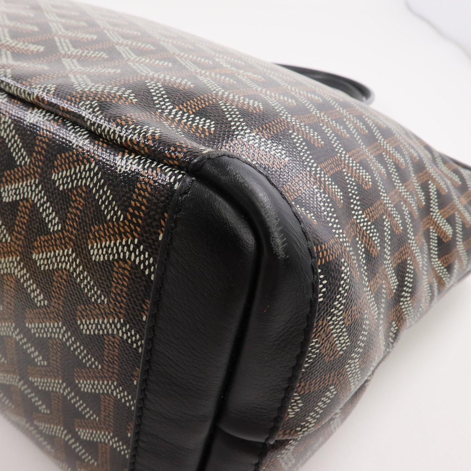 GOYARD 塗層帆布Artois PM銀扣肩背袋