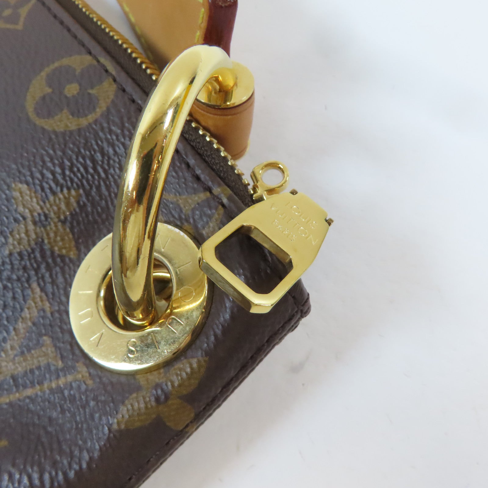 LOUIS VUITTON Monogram Berri MM金扣肩背袋啡色