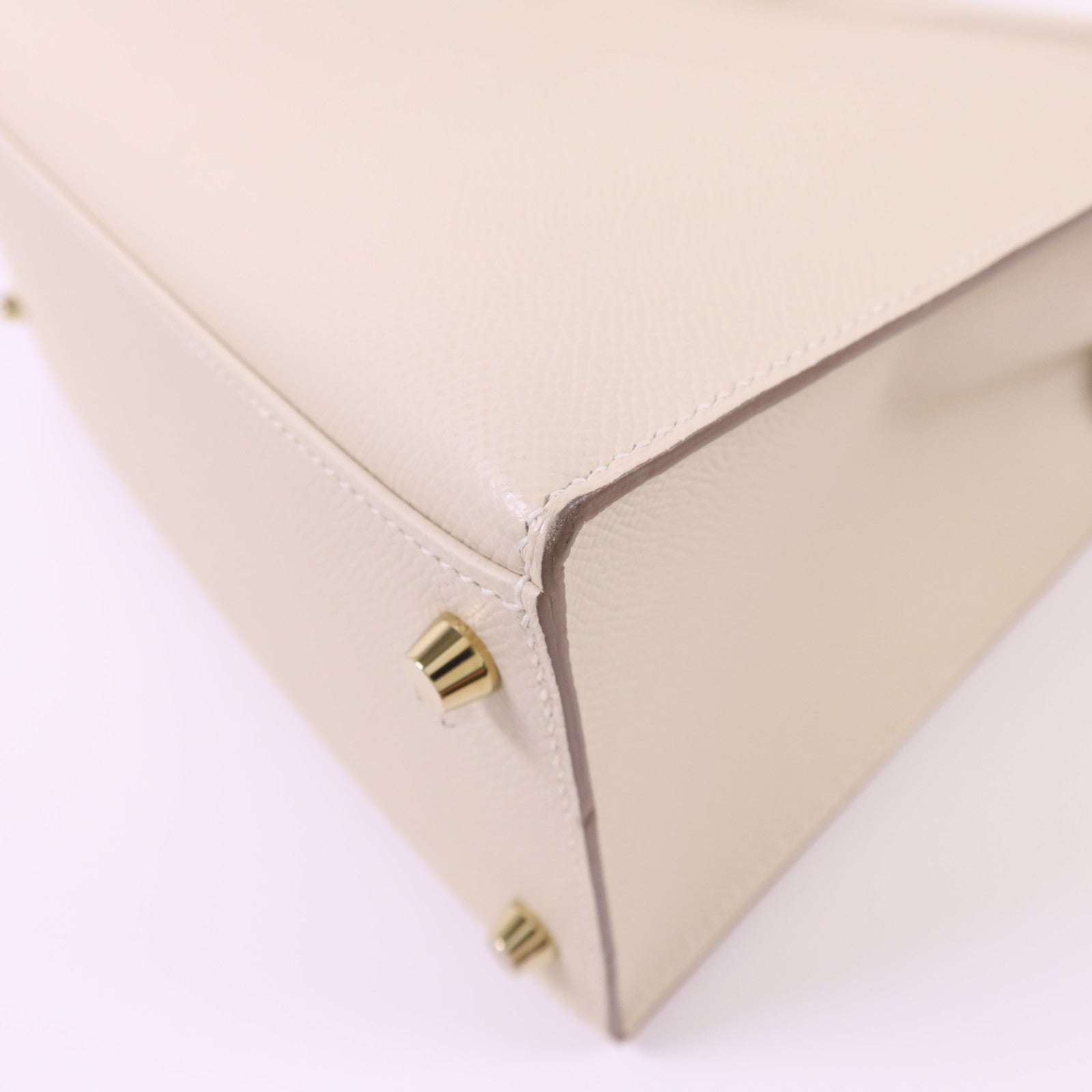 HERMES Epsom皮革Kelly 28金扣手挽肩背兩用袋Craie