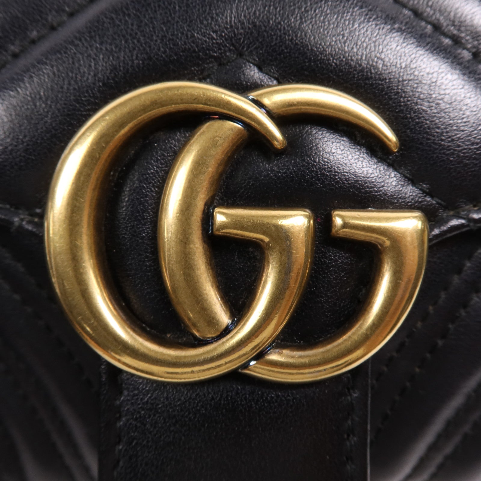 GUCCI 牛皮皮革GG Marmont金扣鏈帶肩背袋