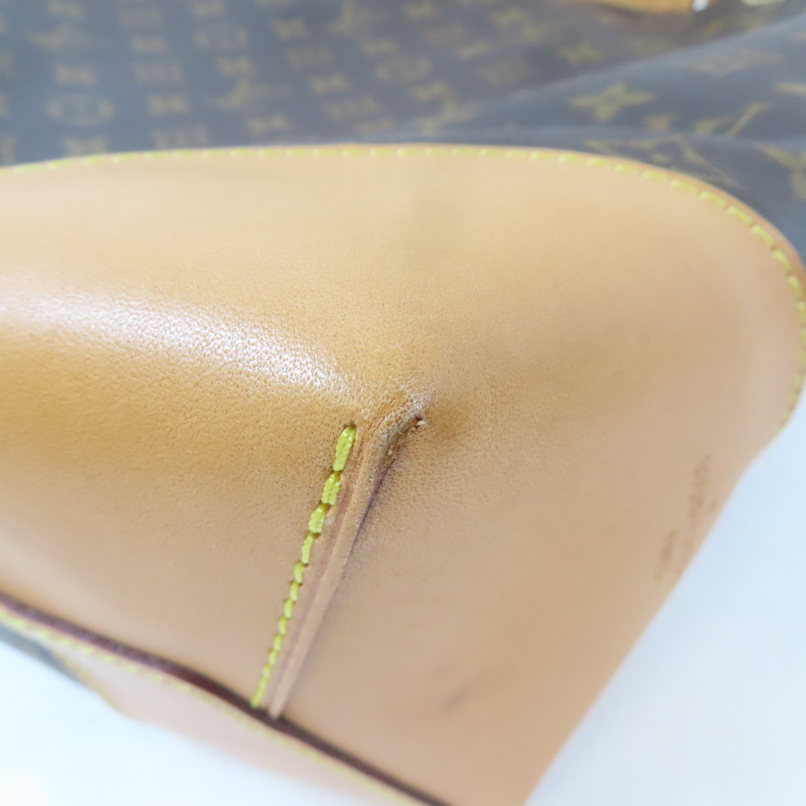LOUIS VUITTON Monogram Berri MM金扣肩背袋啡色