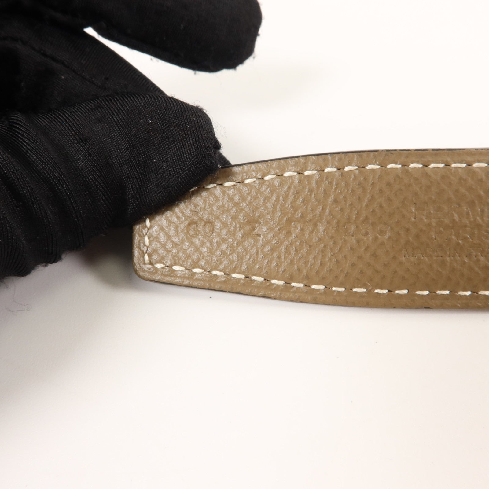 HERMES Epsom皮革/Swift皮革Martelee Reversible Belt 80cm皮帶Noir/Etoupe