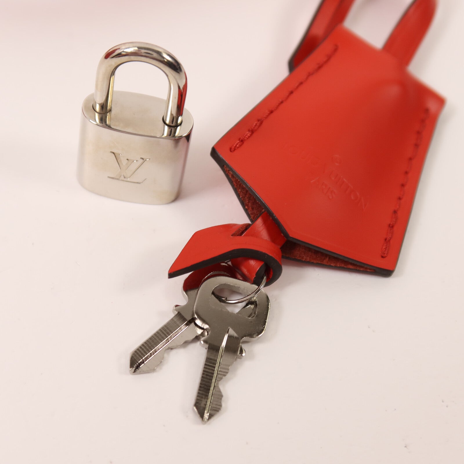 LOUIS VUITTON Epi Alma BB手挽肩背兩用袋