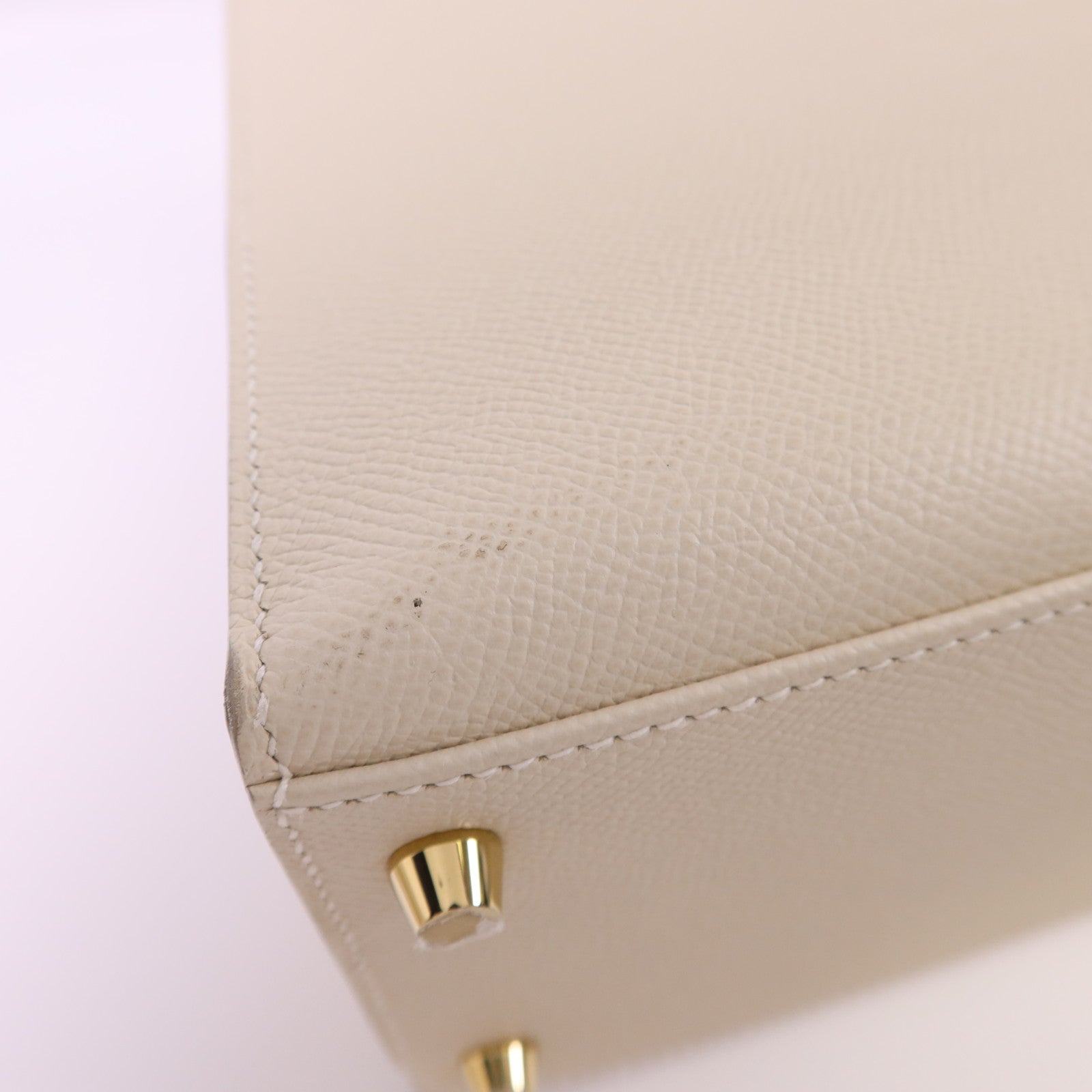HERMES Epsom皮革Kelly 28金扣手挽肩背兩用袋Craie