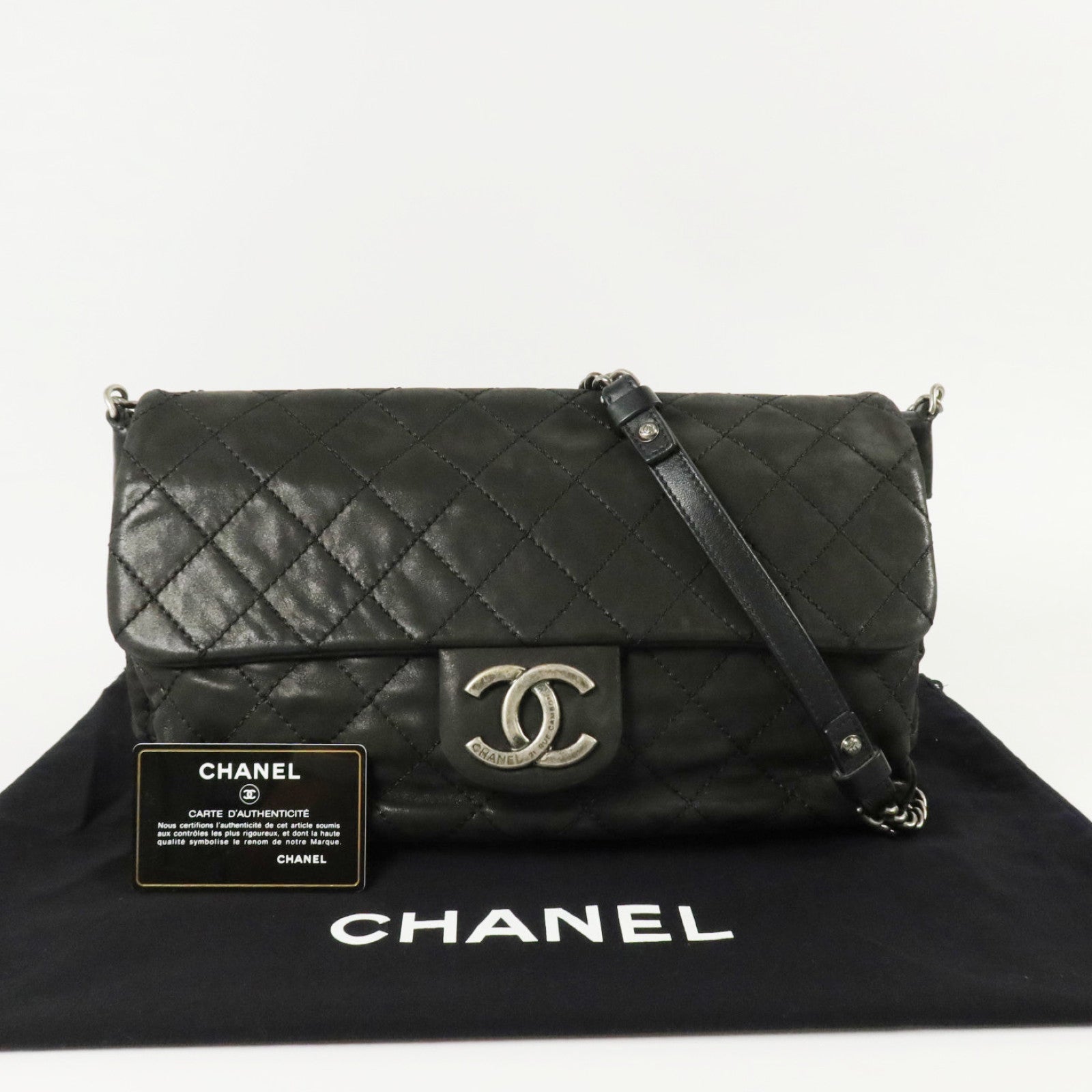 CHANEL 牛皮皮革Chic Quit Flap銀扣鏈帶肩背袋