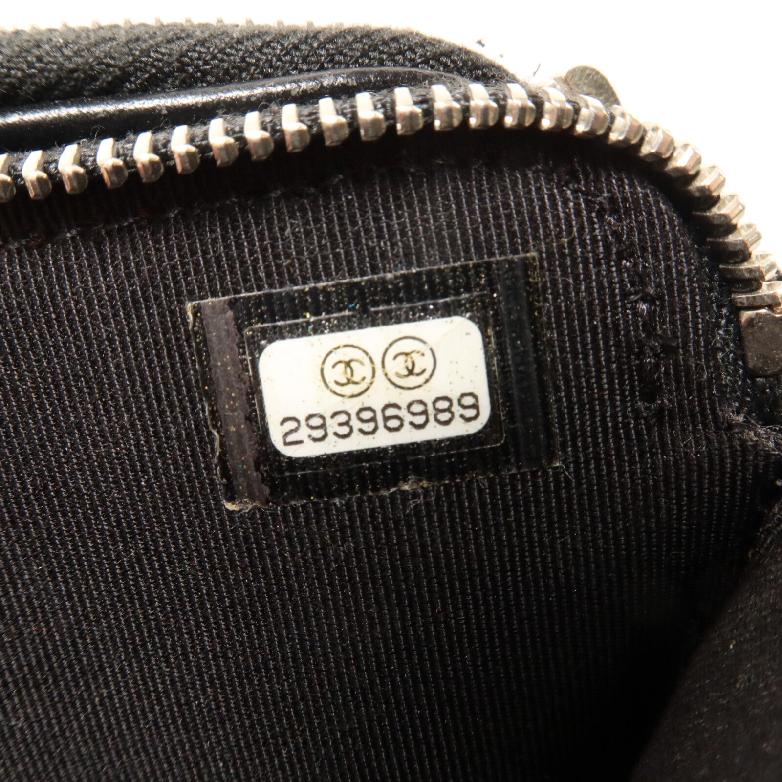 CHANEL 牛皮皮革Quilted CC Box鏈帶肩背袋