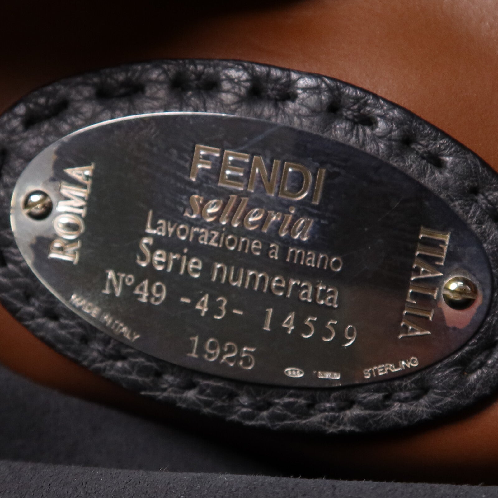 FENDI 牛皮皮革Peekaboo Large銀扣手挽肩背兩用袋