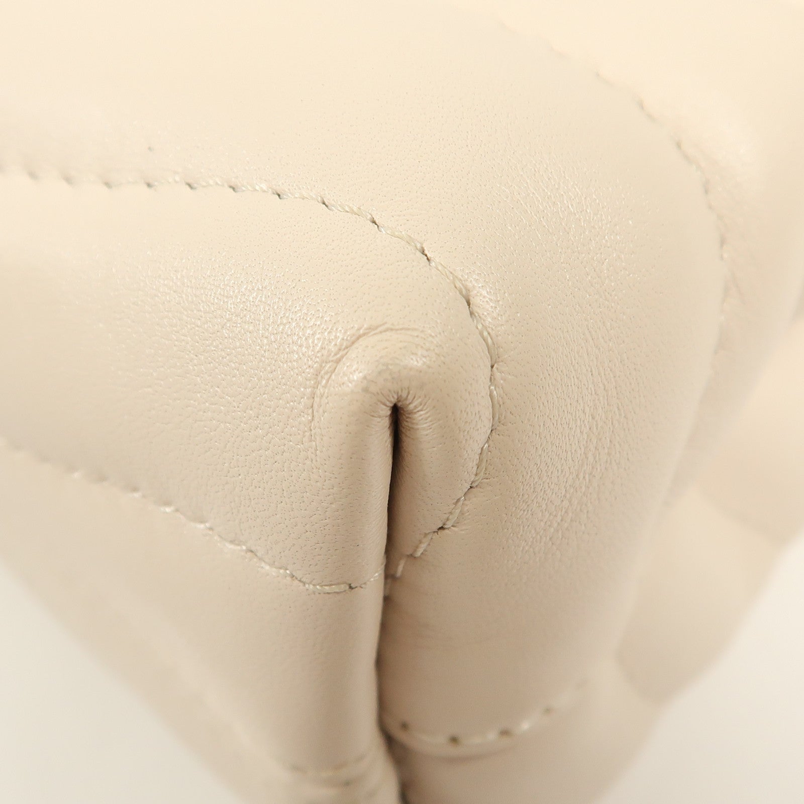 LOUIS VUITTON 牛皮皮革New Wave PM金扣肩背袋