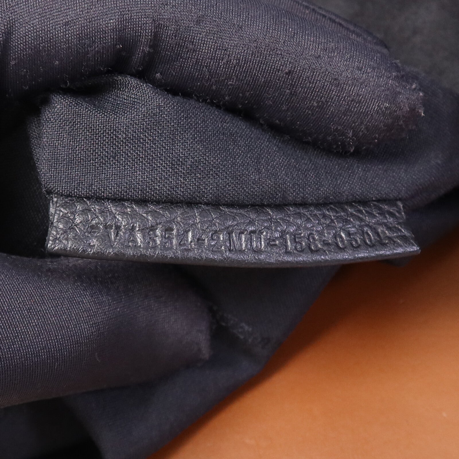 FENDI 牛皮皮革Peekaboo Large銀扣手挽肩背兩用袋