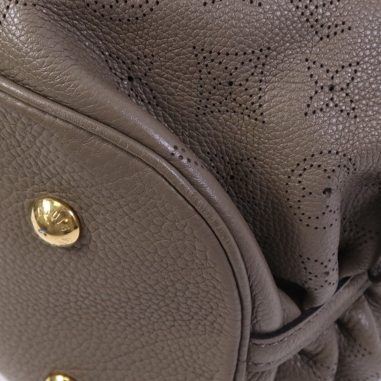 LOUIS VUITTON Mahina Neo L金扣肩背袋