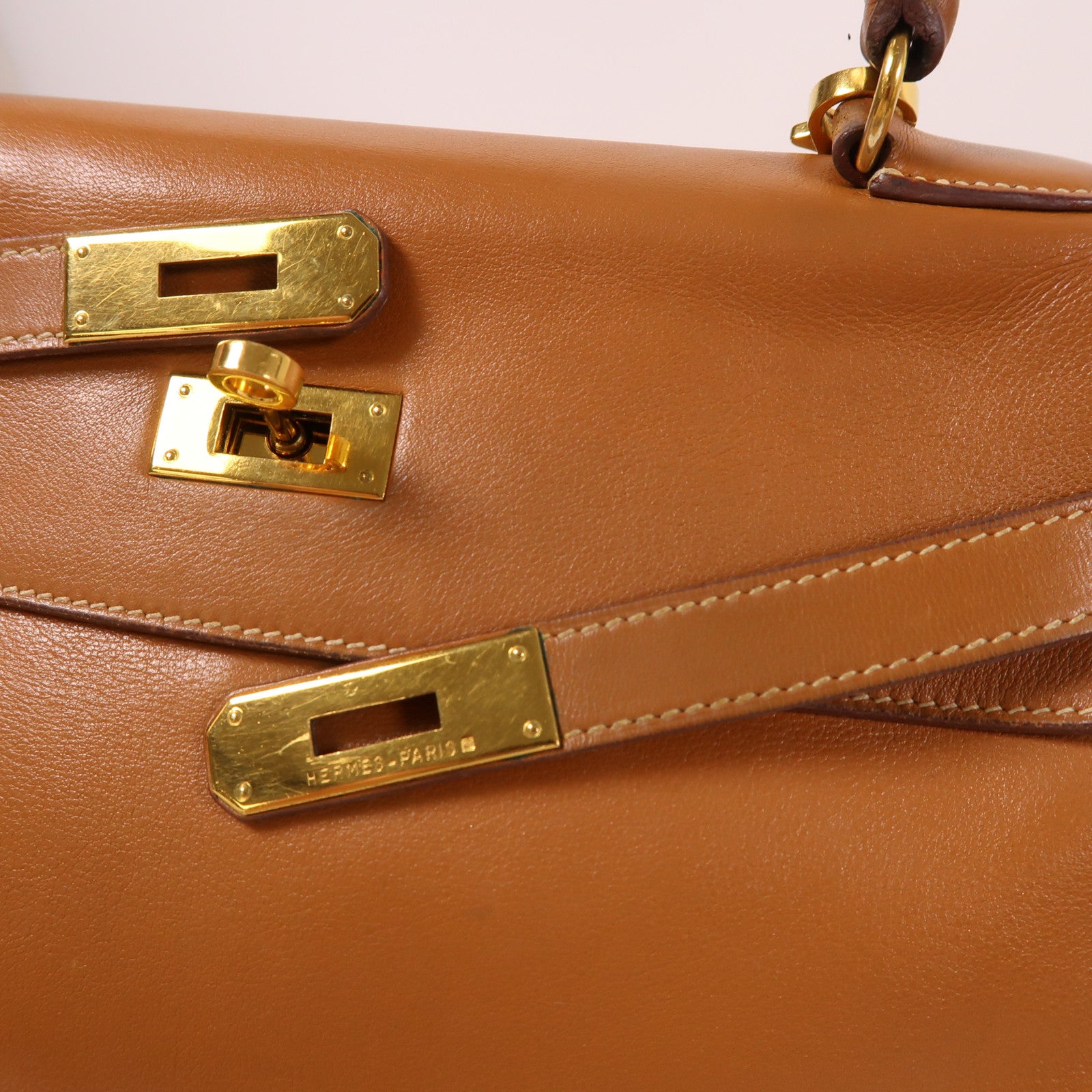 HERMES Gulliver皮革Kelly 32金扣手挽肩背兩用袋Gold