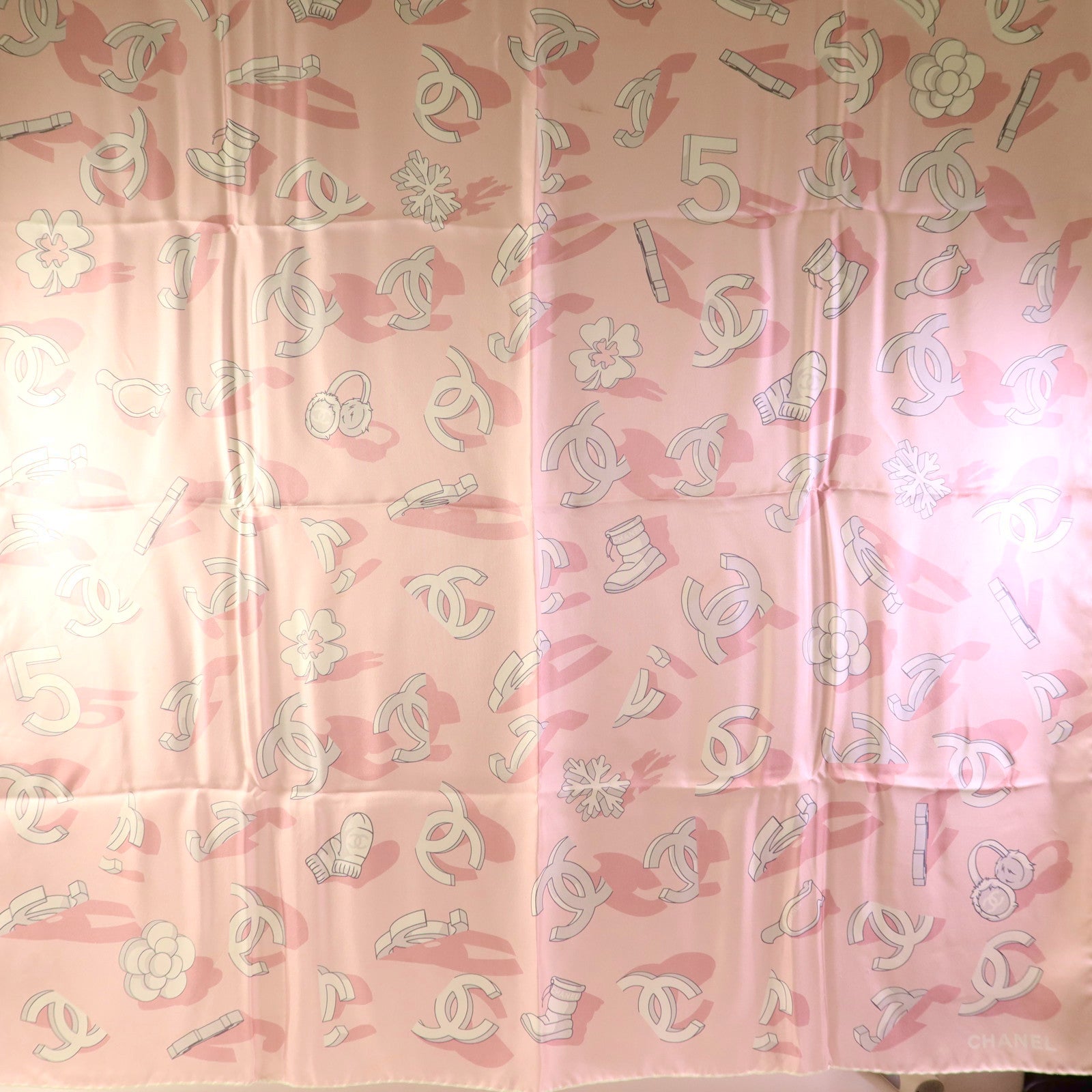 CHANEL 絲質Scarf90X90絲巾