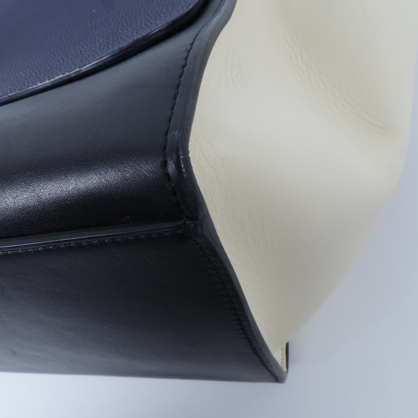 CELINE 牛皮皮革Trapeze Medium手挽肩背兩用袋