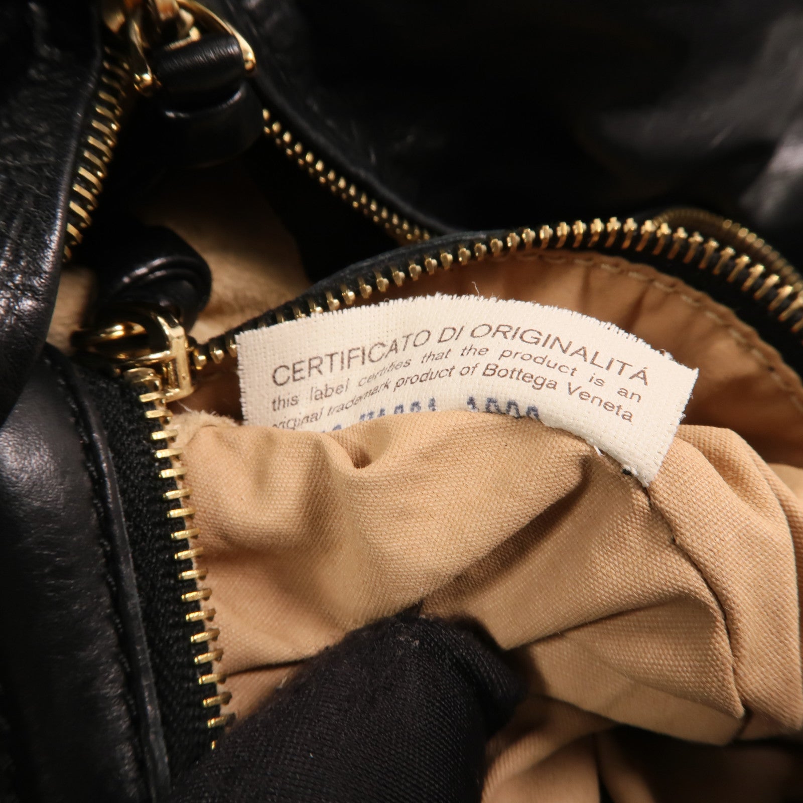BOTTEGA VENETA 牛皮皮革Shoulder Bag金扣肩背袋