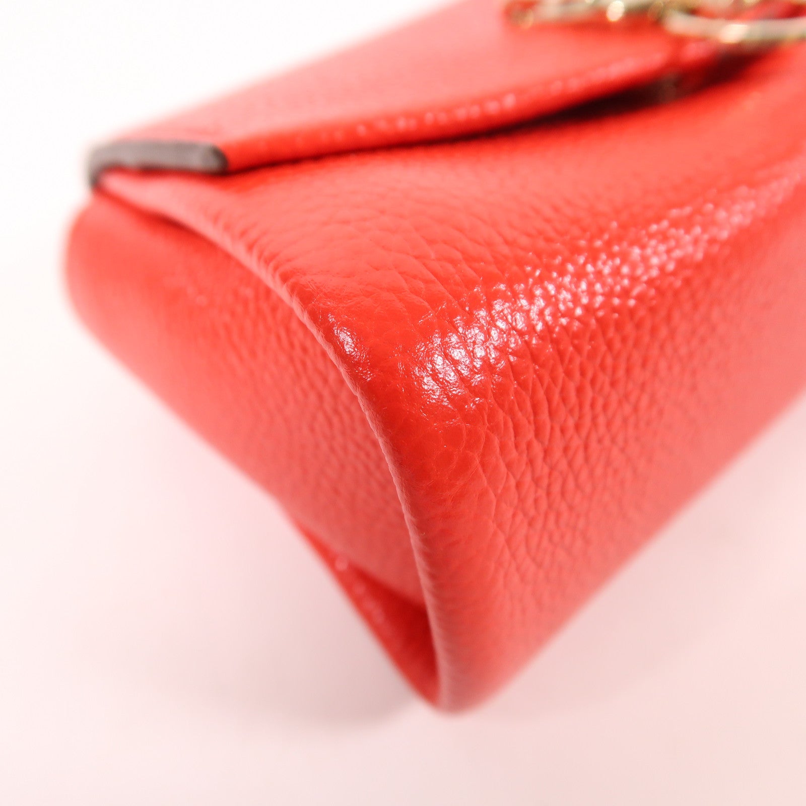 CARTIER 【激減優惠】牛皮皮革Shoulder Bag金扣肩背袋