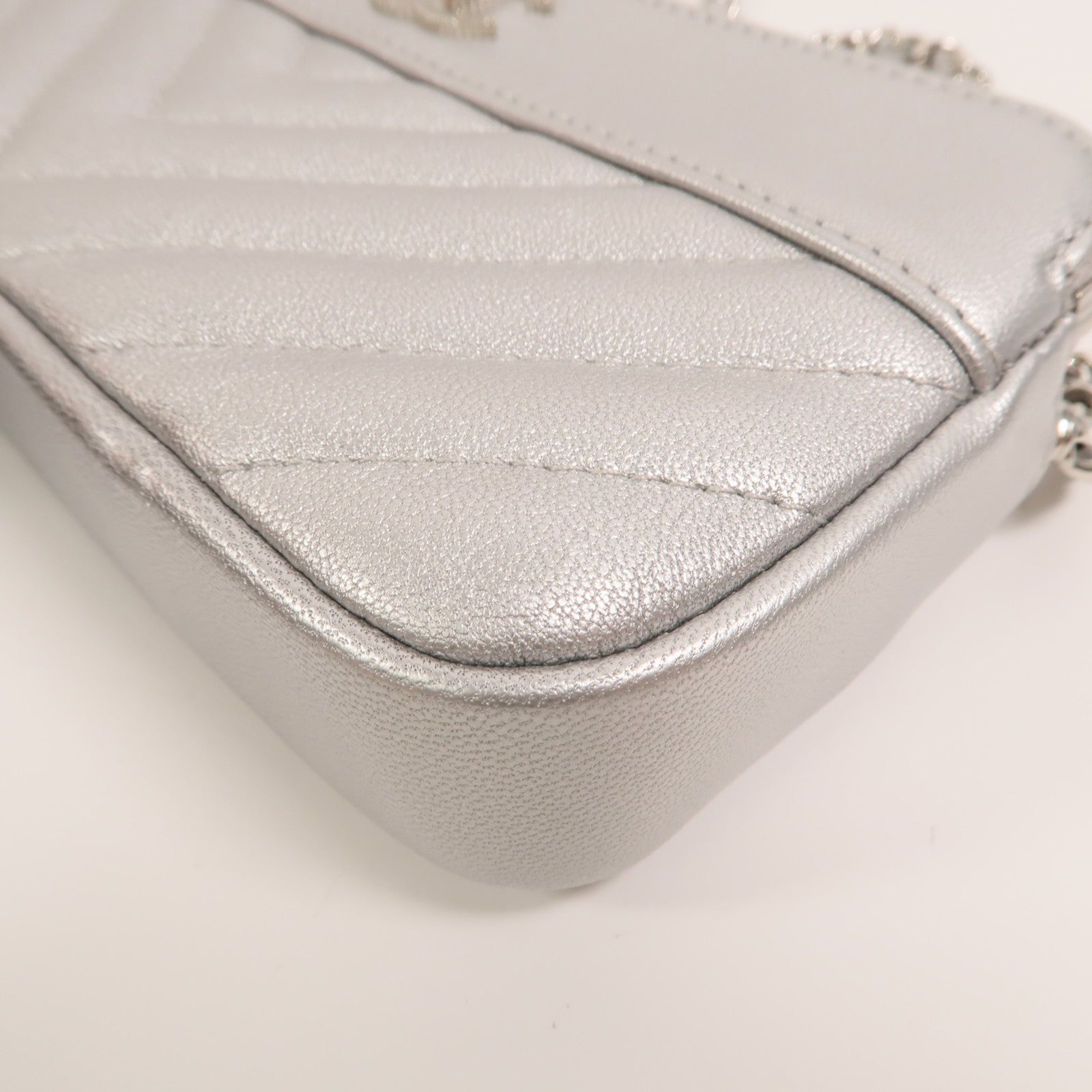 CHANEL 牛皮皮革Wallet On Chain鏈帶肩背袋