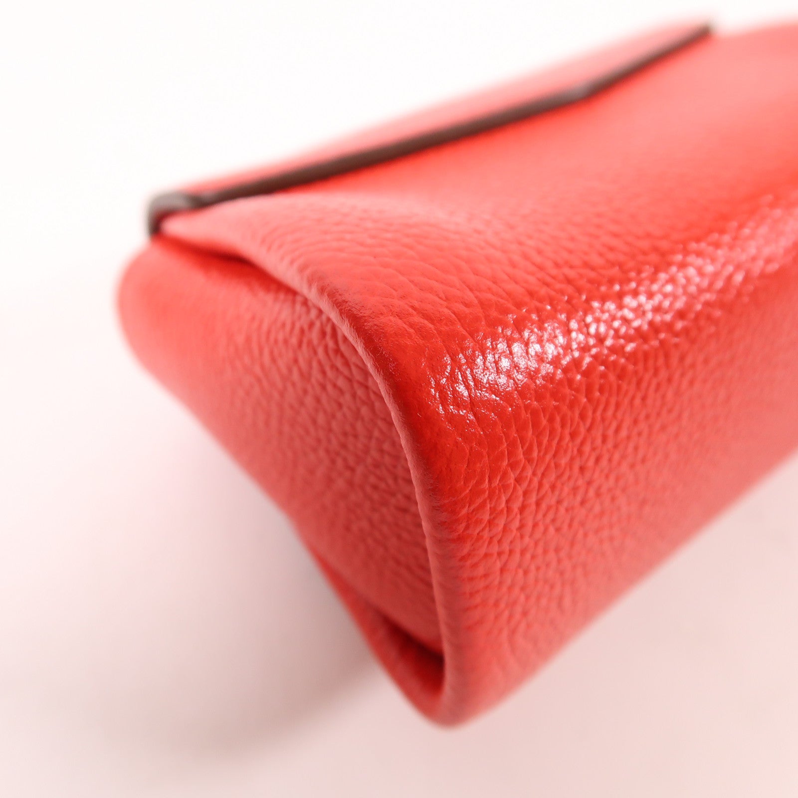 CARTIER 牛皮皮革Shoulder Bag金扣肩背袋