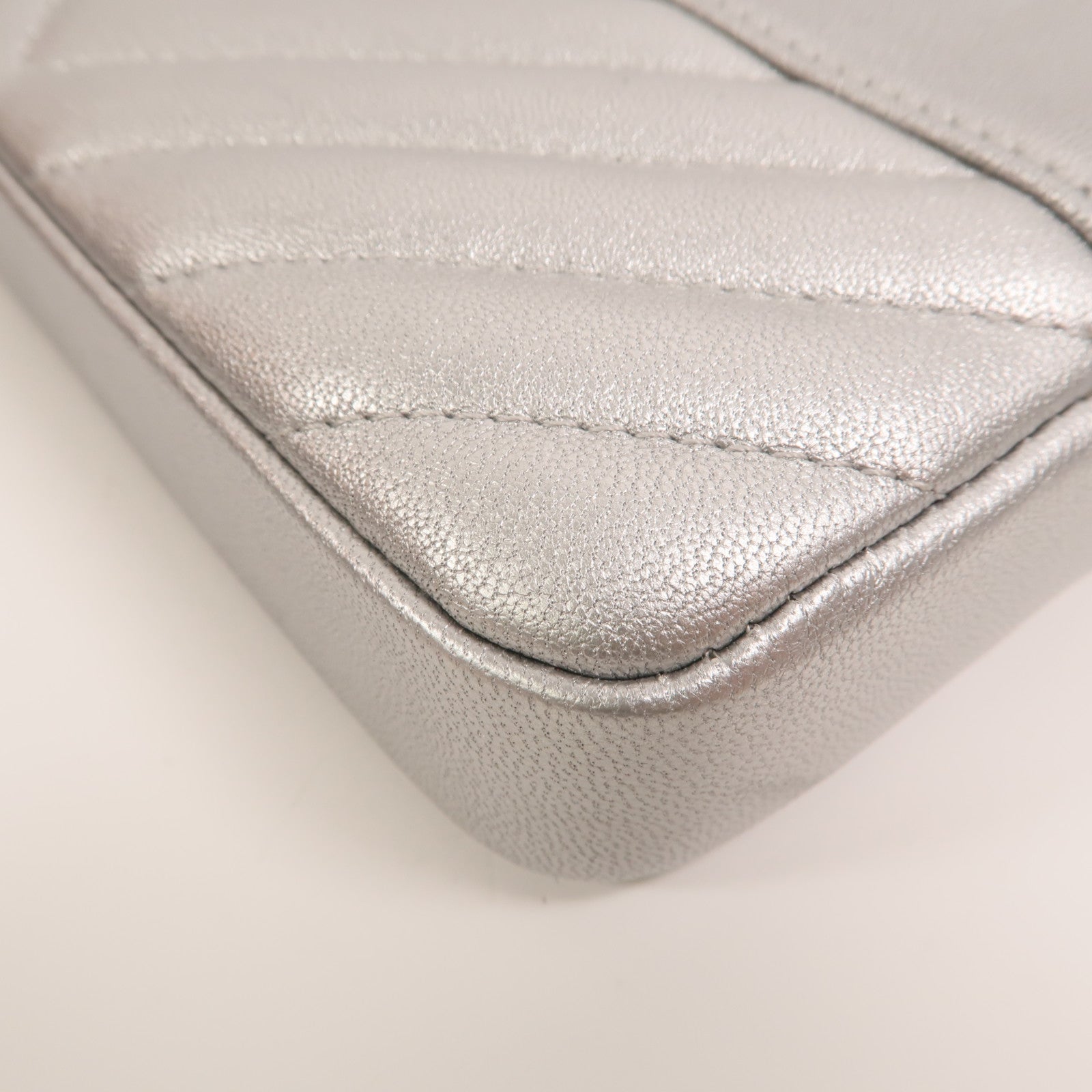 CHANEL 牛皮皮革Wallet On Chain鏈帶肩背袋