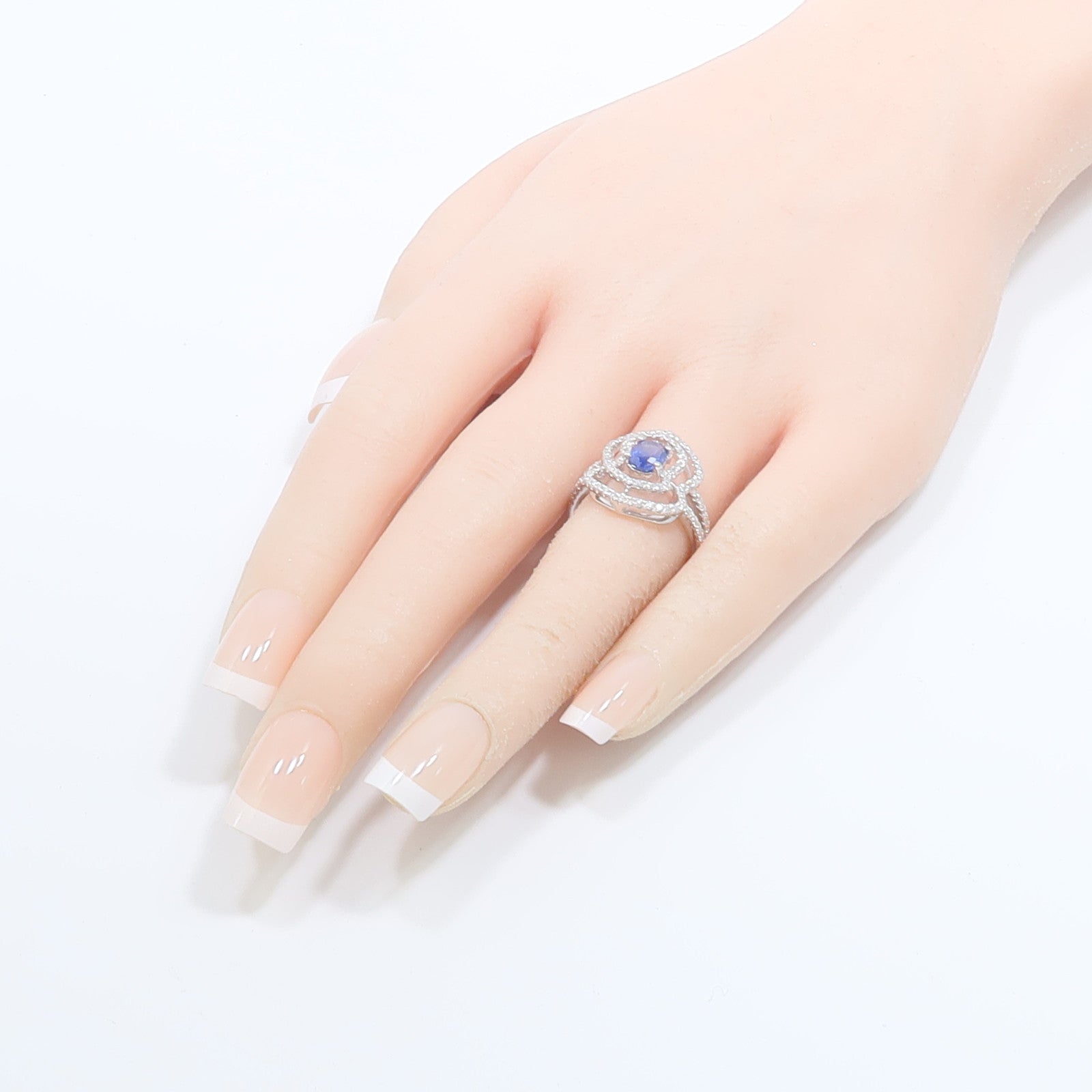 JEWELRY 18K白金Sapphire Diamond Ring藍寶石/鑽石戒指