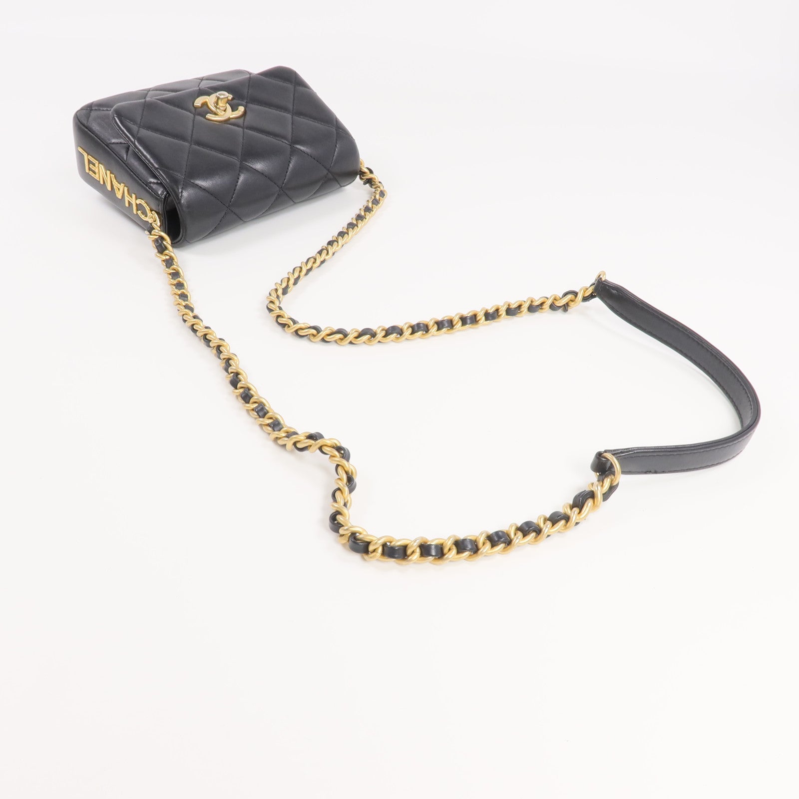 CHANEL 羊皮皮革Chain Shoulder金扣鏈帶肩背袋
