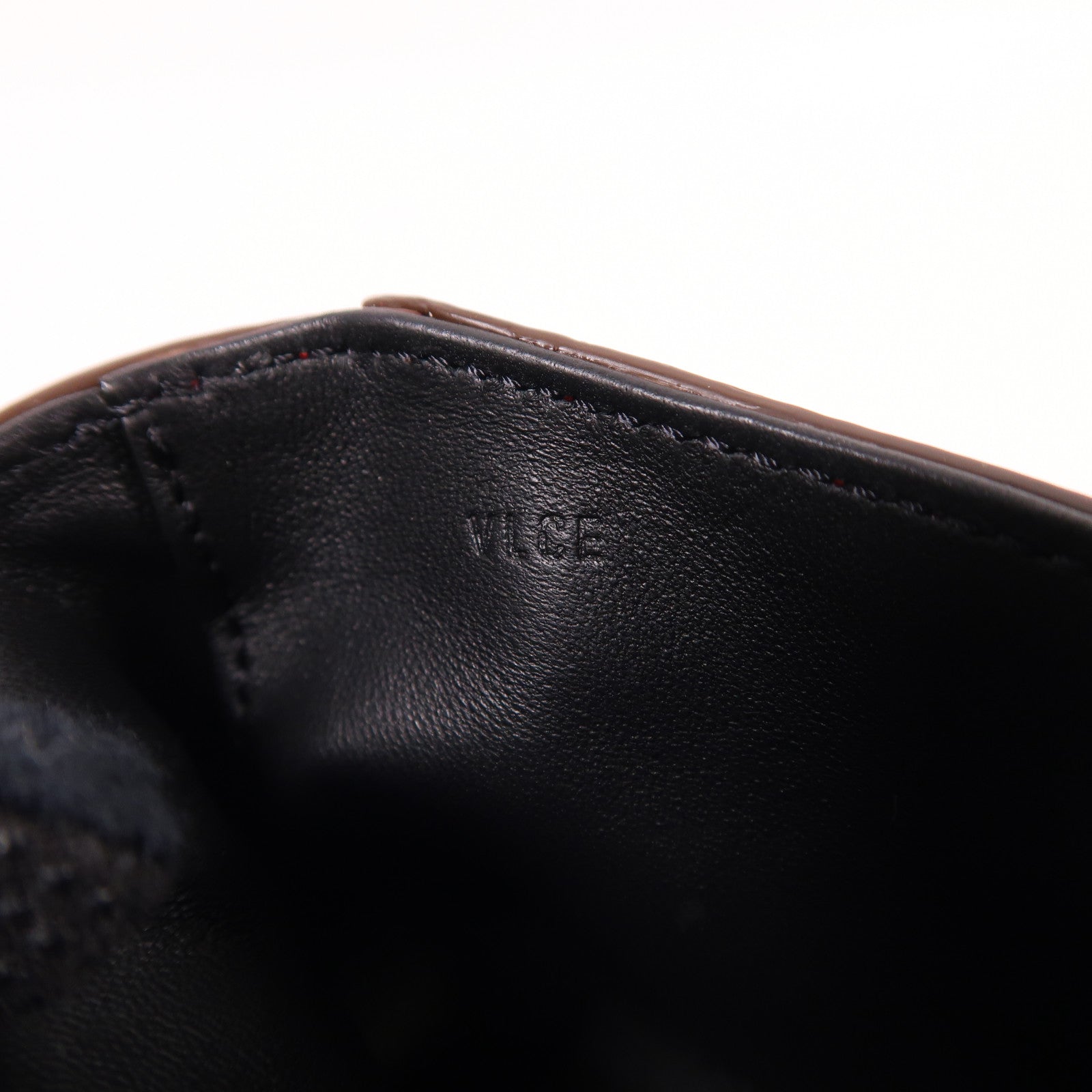 CARTIER 【激減優惠】牛皮皮革Shoulder Bag金扣肩背袋