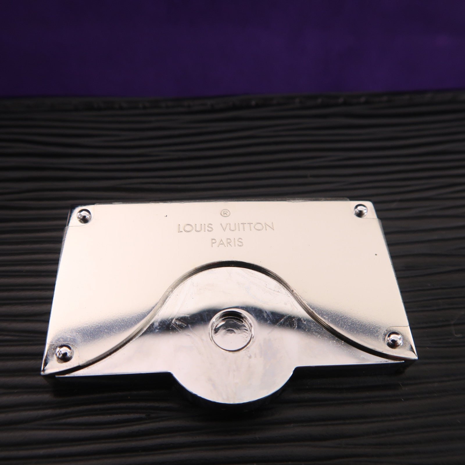 LOUIS VUITTON Epi Cluny BB銀扣手挽肩背兩用袋