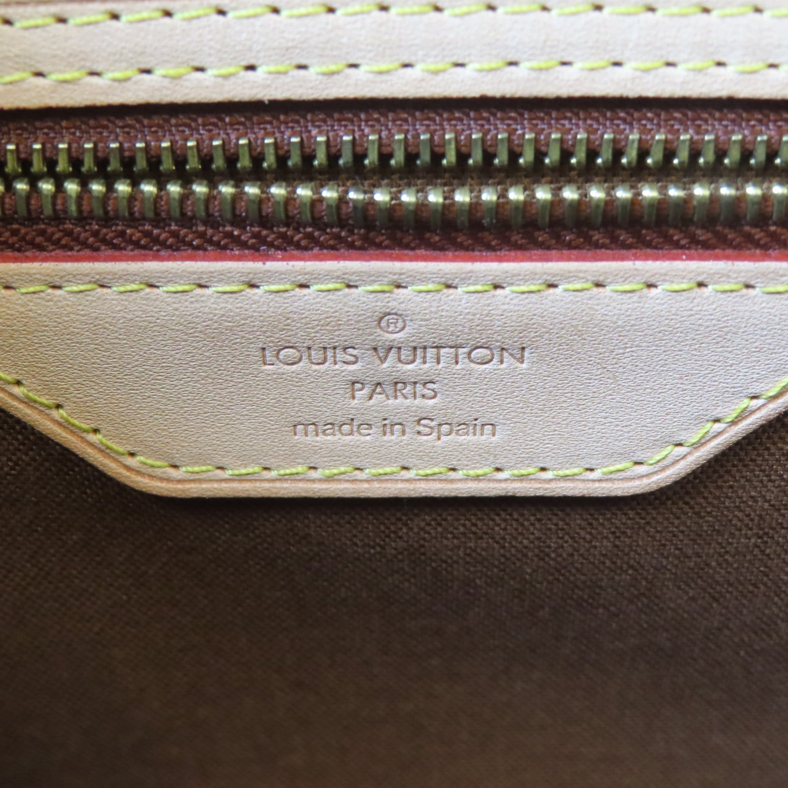 LOUIS VUITTON Monogram Abbesses Shoulder Bag金扣肩背袋啡色