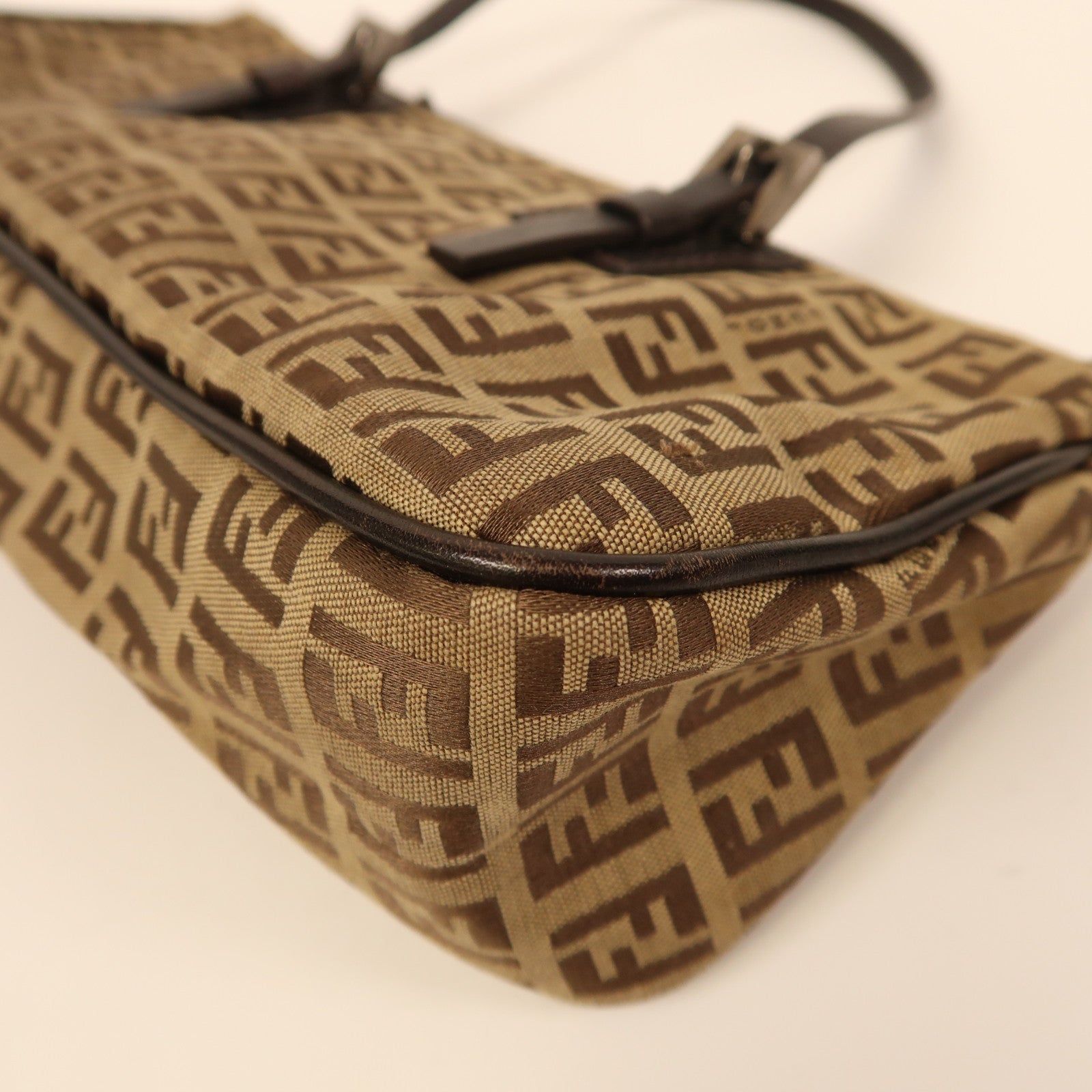 FENDI 帆布Hand Bag手挽袋棕色