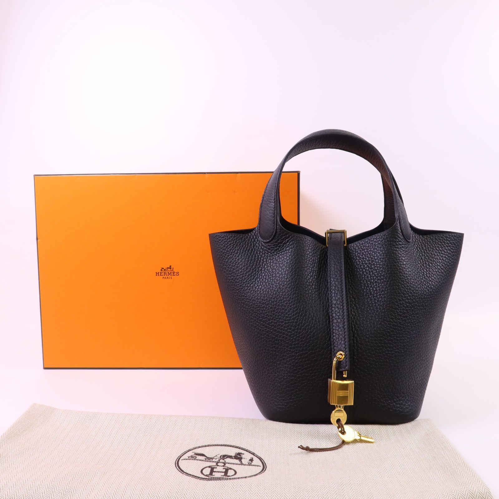 HERMES Clemence皮革Picotin PM金扣手挽袋Noir