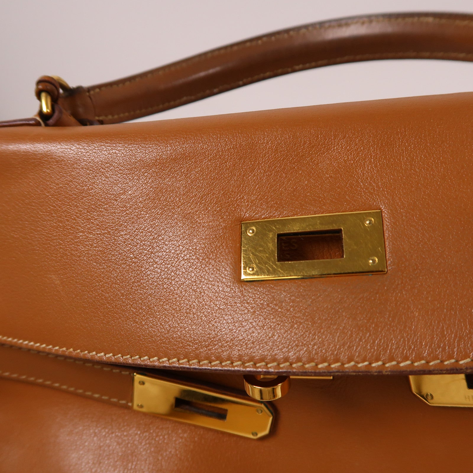 HERMES Gulliver皮革Kelly 32金扣手挽肩背兩用袋Gold