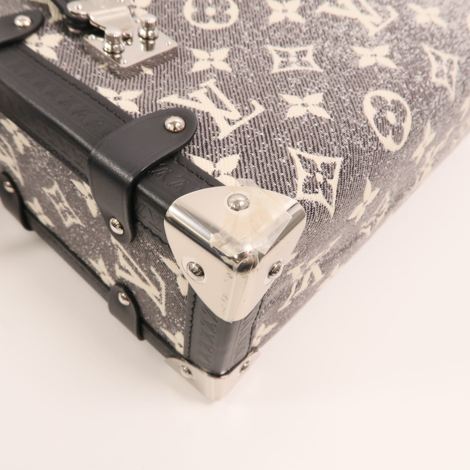 LOUIS VUITTON Jacquard Denim Side Trunk銀扣手挽肩背兩用袋