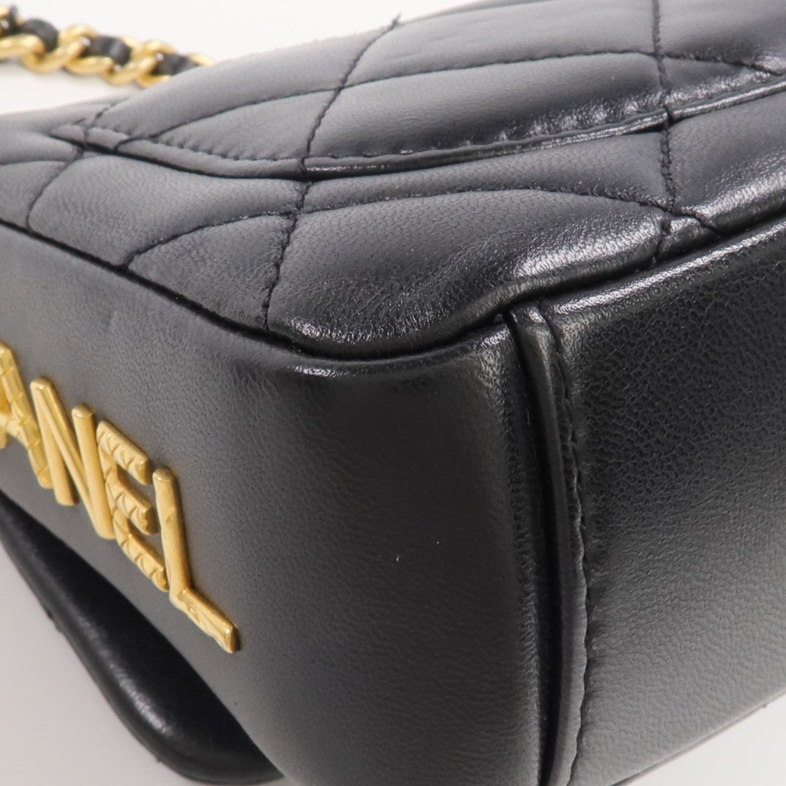 CHANEL 羊皮皮革Chain Shoulder金扣鏈帶肩背袋