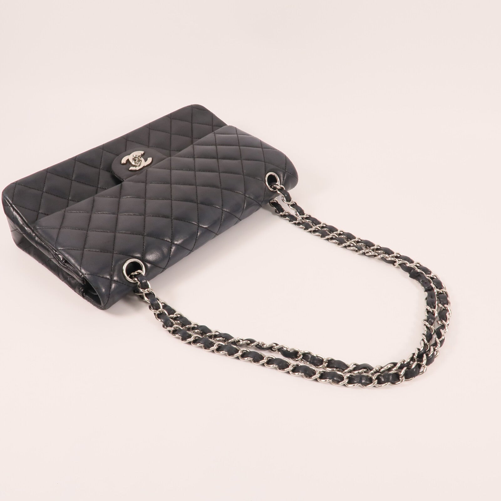 CHANEL 羊皮皮革Classic 25銀扣鏈帶肩背袋