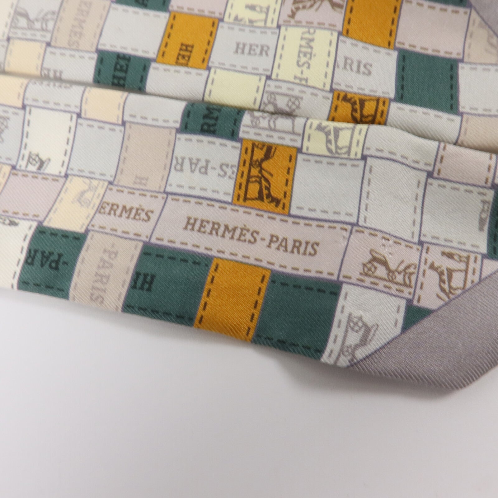 HERMES 絲質Twilly絲巾