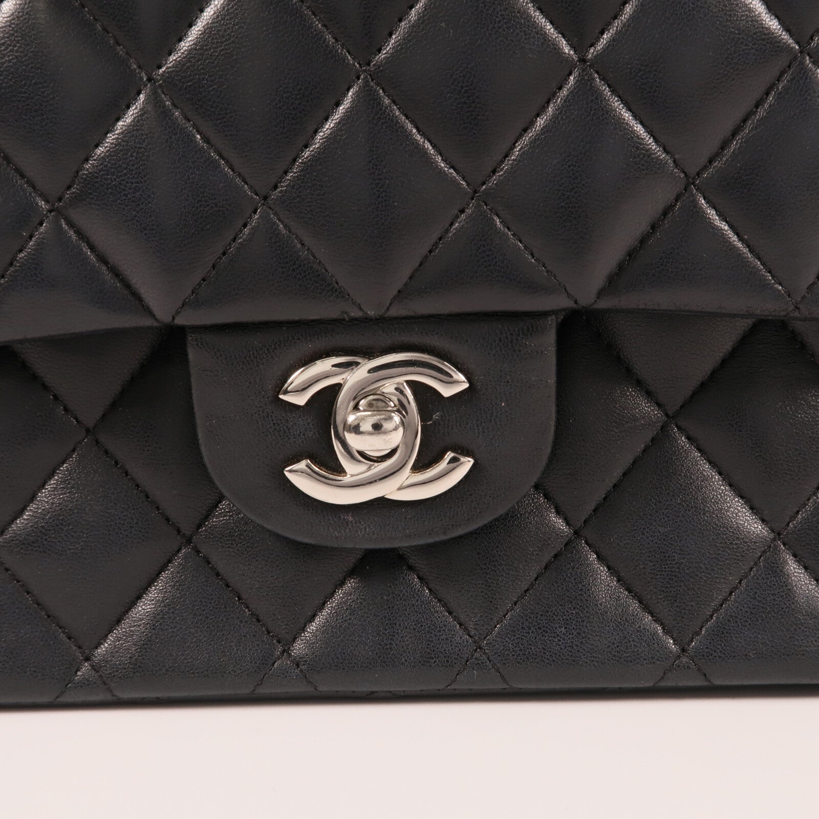 CHANEL 羊皮皮革Classic 25銀扣鏈帶肩背袋