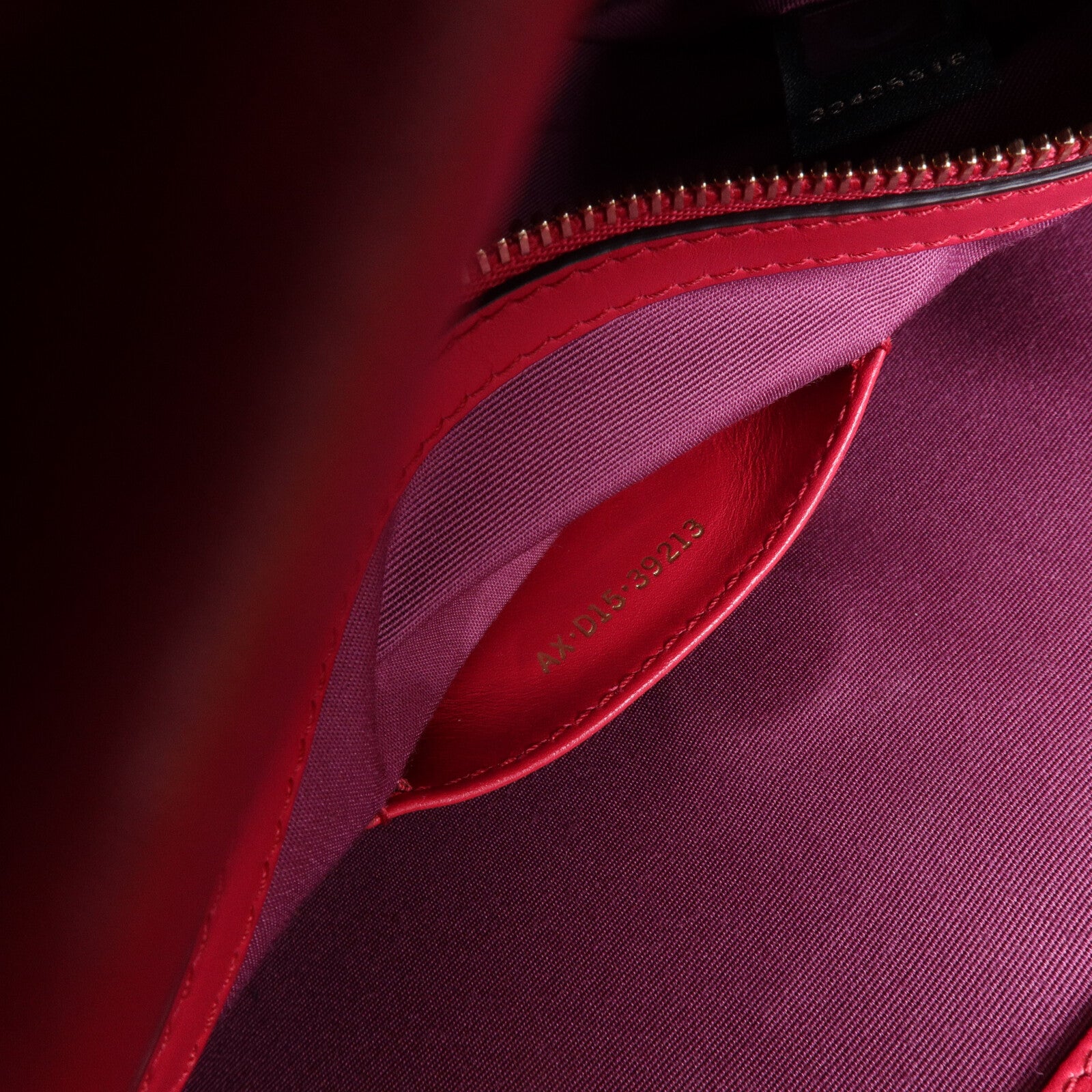 BVLGARI 牛皮皮革Serpenti Forever Bag Medium鏈帶肩背袋