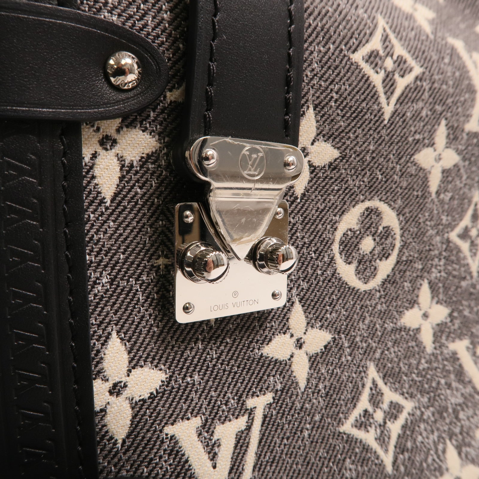 LOUIS VUITTON Jacquard Denim Side Trunk銀扣手挽肩背兩用袋
