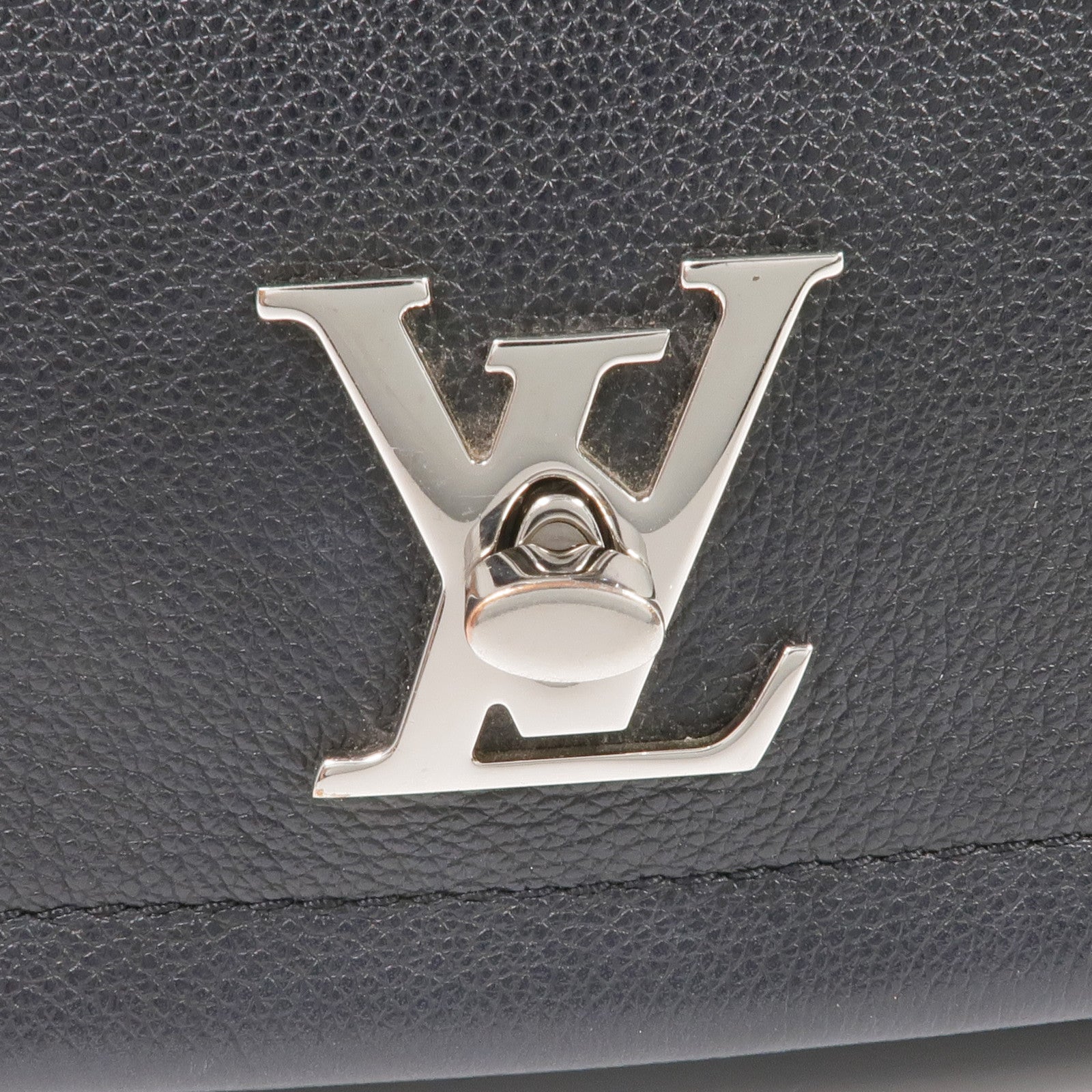 LOUIS VUITTON 牛皮皮革Lockme II BB銀扣手挽肩背兩用袋