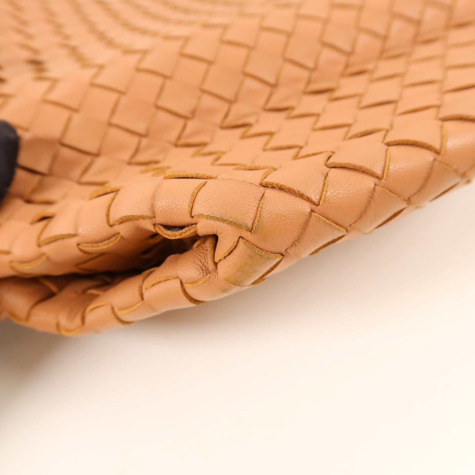 BOTTEGA VENETA 皮革Intrecciato Shoulder Bag金扣肩背袋