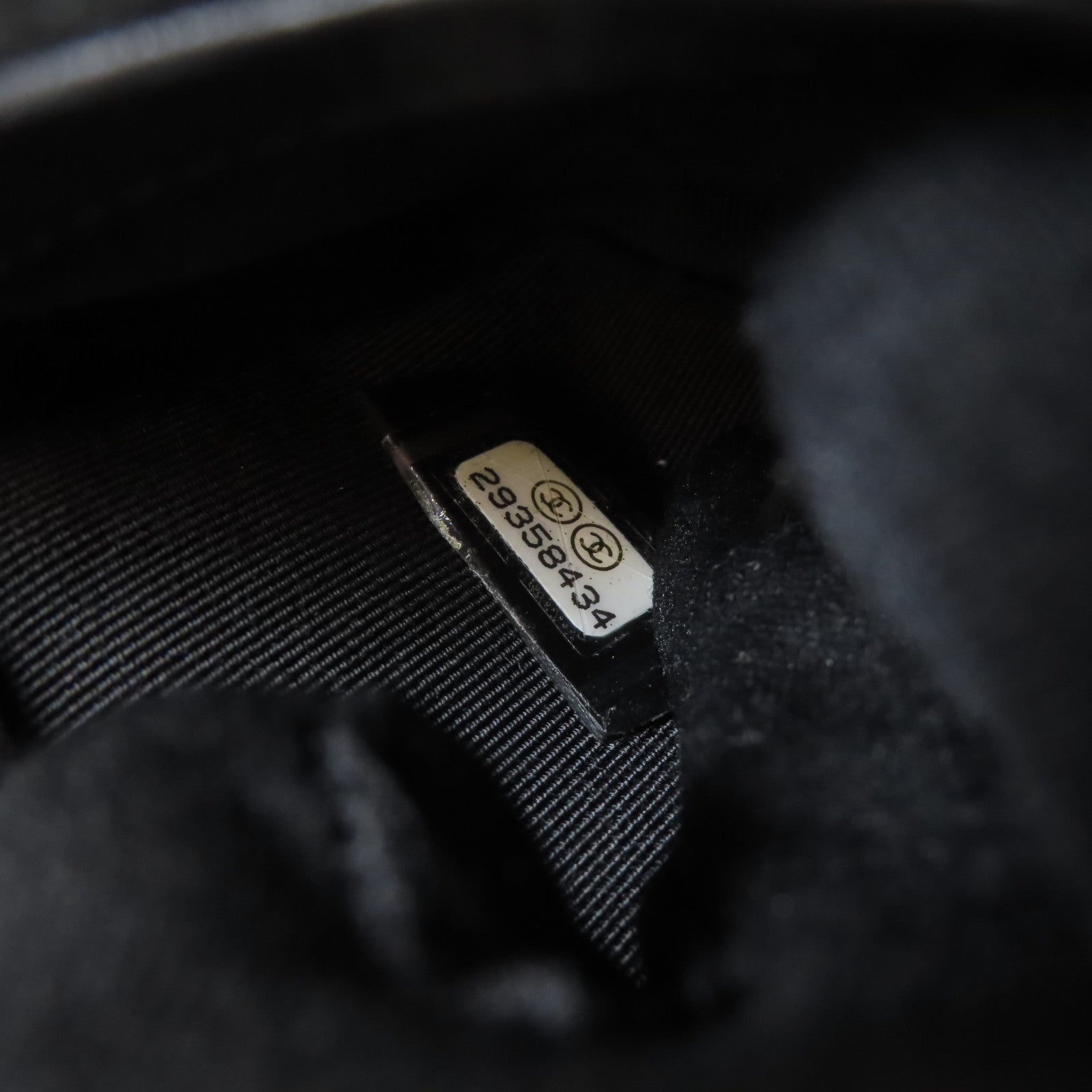 CHANEL 菱格牛皮皮革Chain Shoulder Bag鏈帶肩背袋黑色