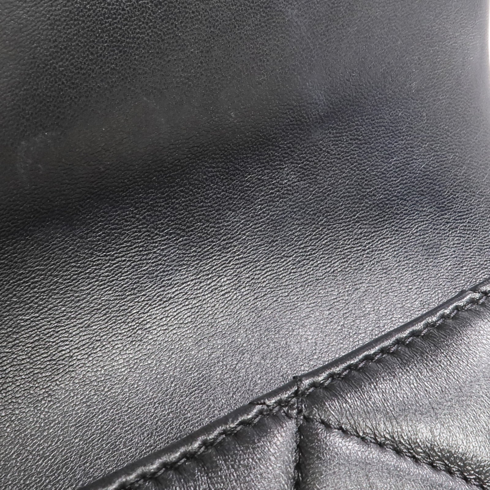 CHANEL 羊皮皮革Chain Shoulder金扣鏈帶肩背袋