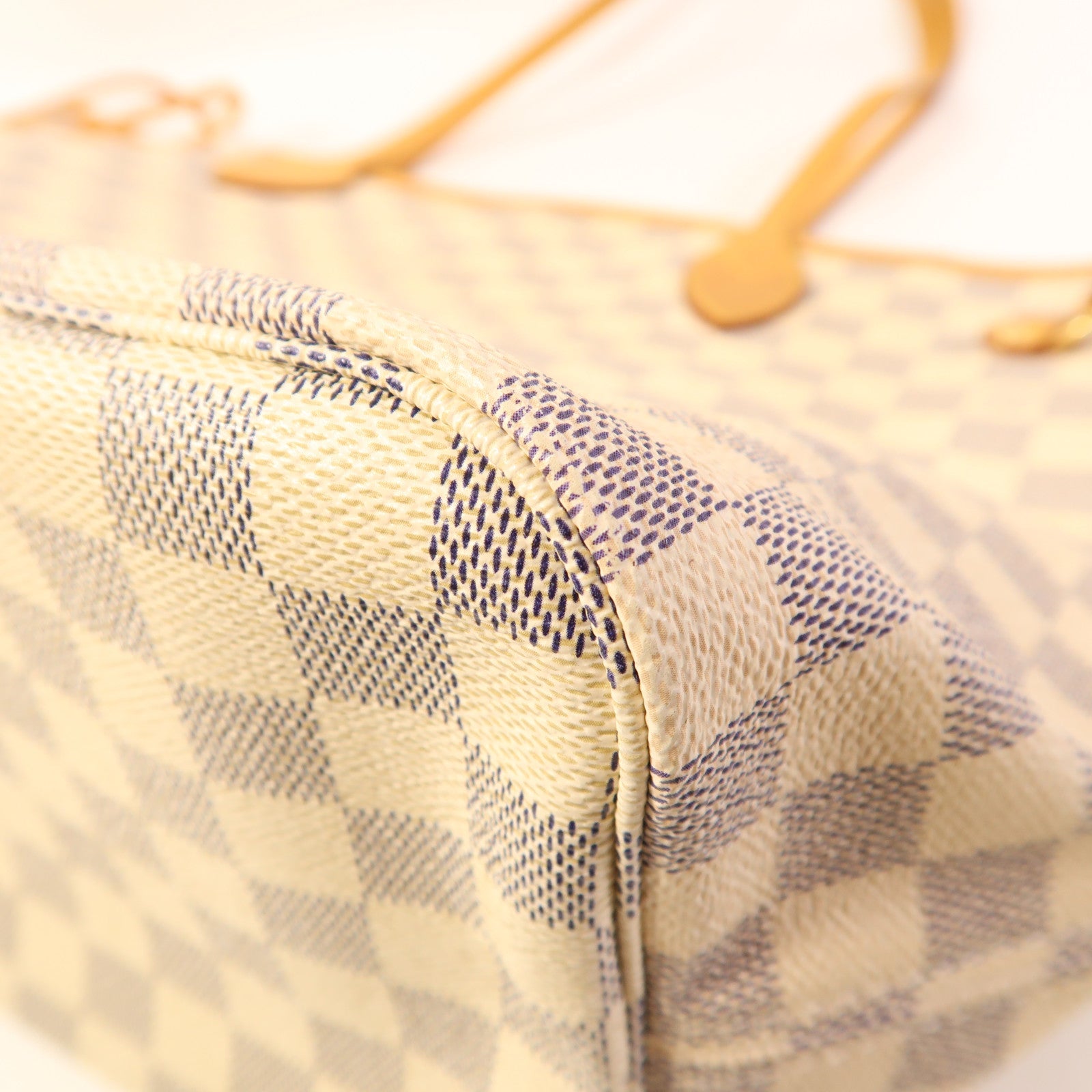 LOUIS VUITTON Damier Neverfull MM金扣手挽袋