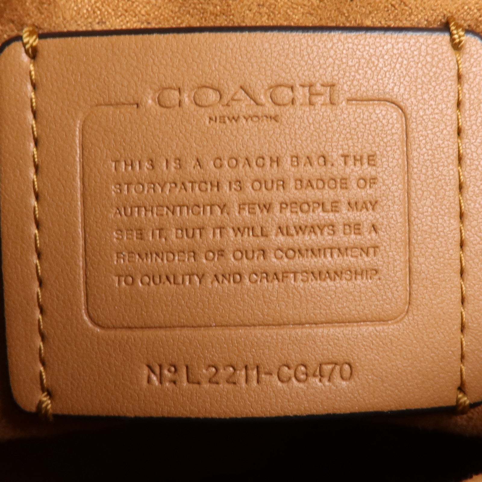 COACH 牛皮皮革Shoulder Bag銀扣肩背袋