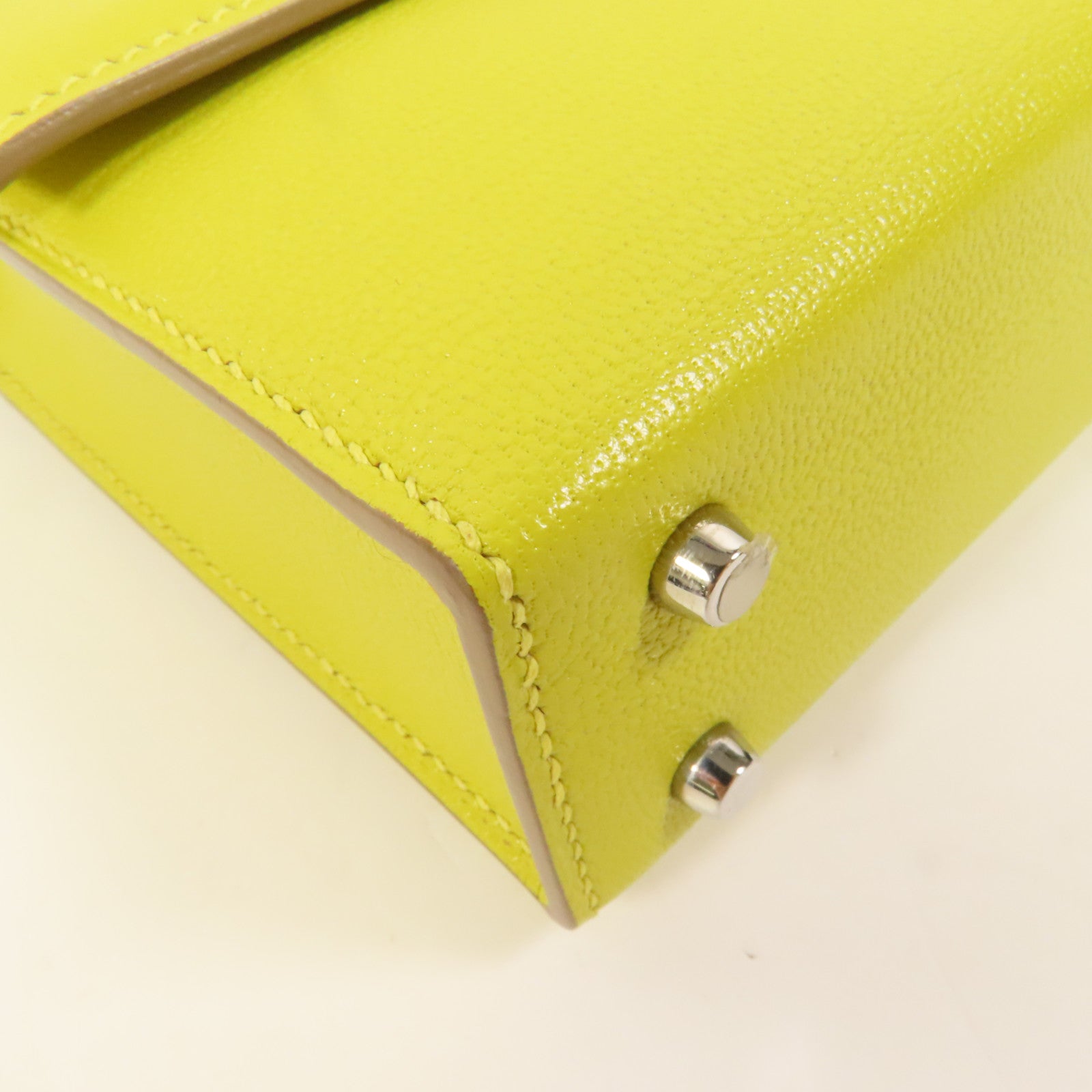 HERMES 【激減優惠】Chevre皮革Verrou Mini銀扣鏈帶肩背袋Lime