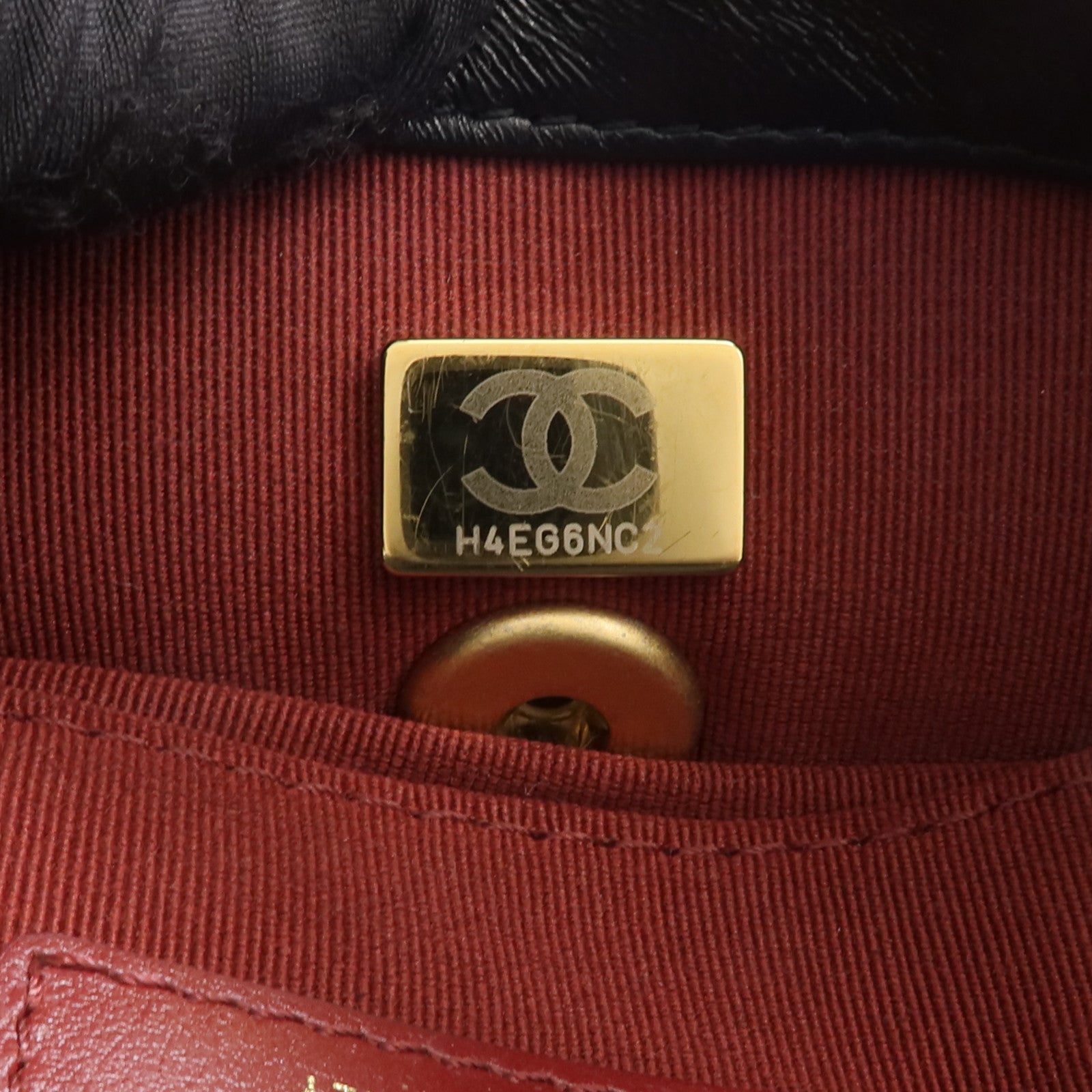 CHANEL 羊皮皮革Chain Shoulder金扣鏈帶肩背袋