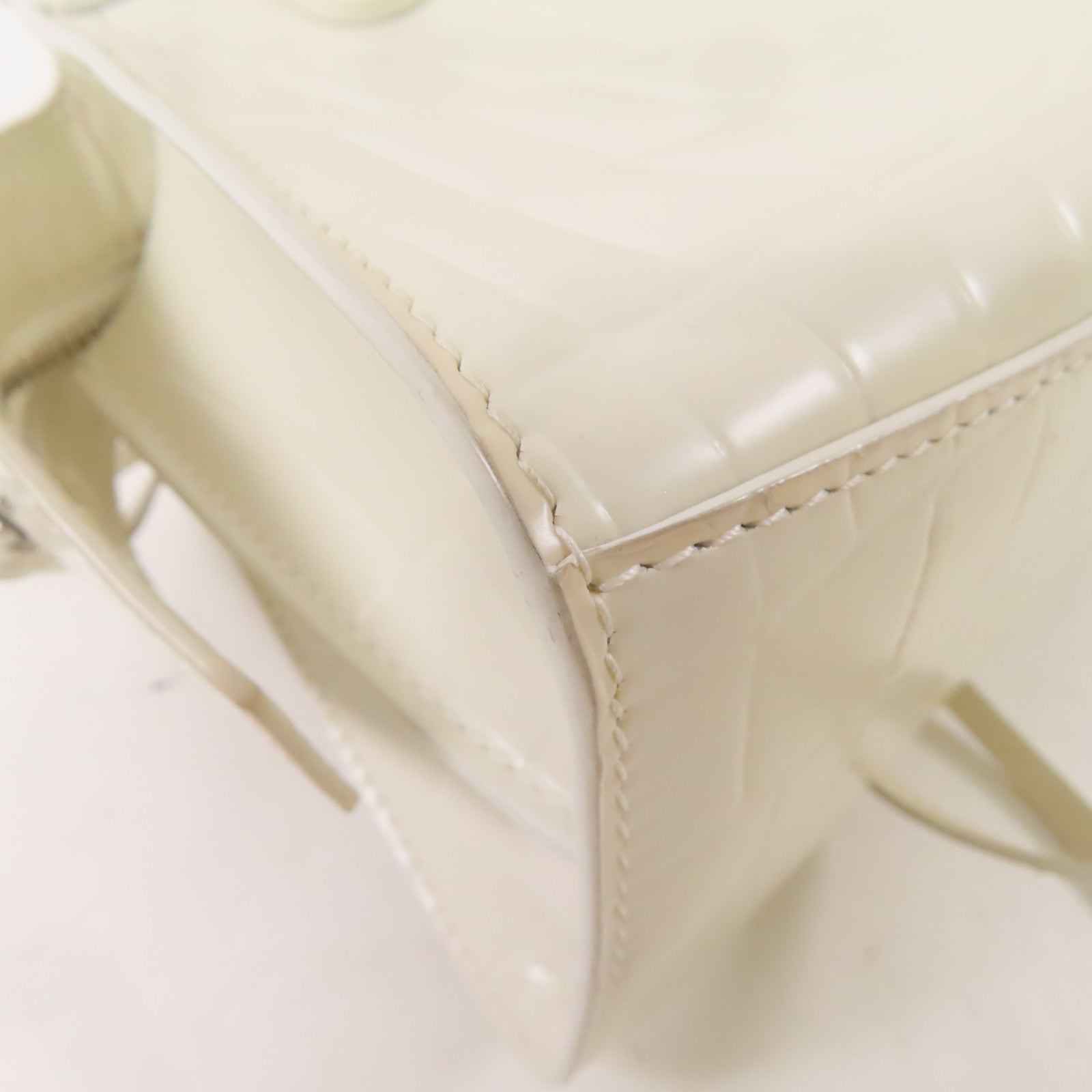 BALENCIAGA 牛皮皮革銀扣手挽肩背兩用袋白色
