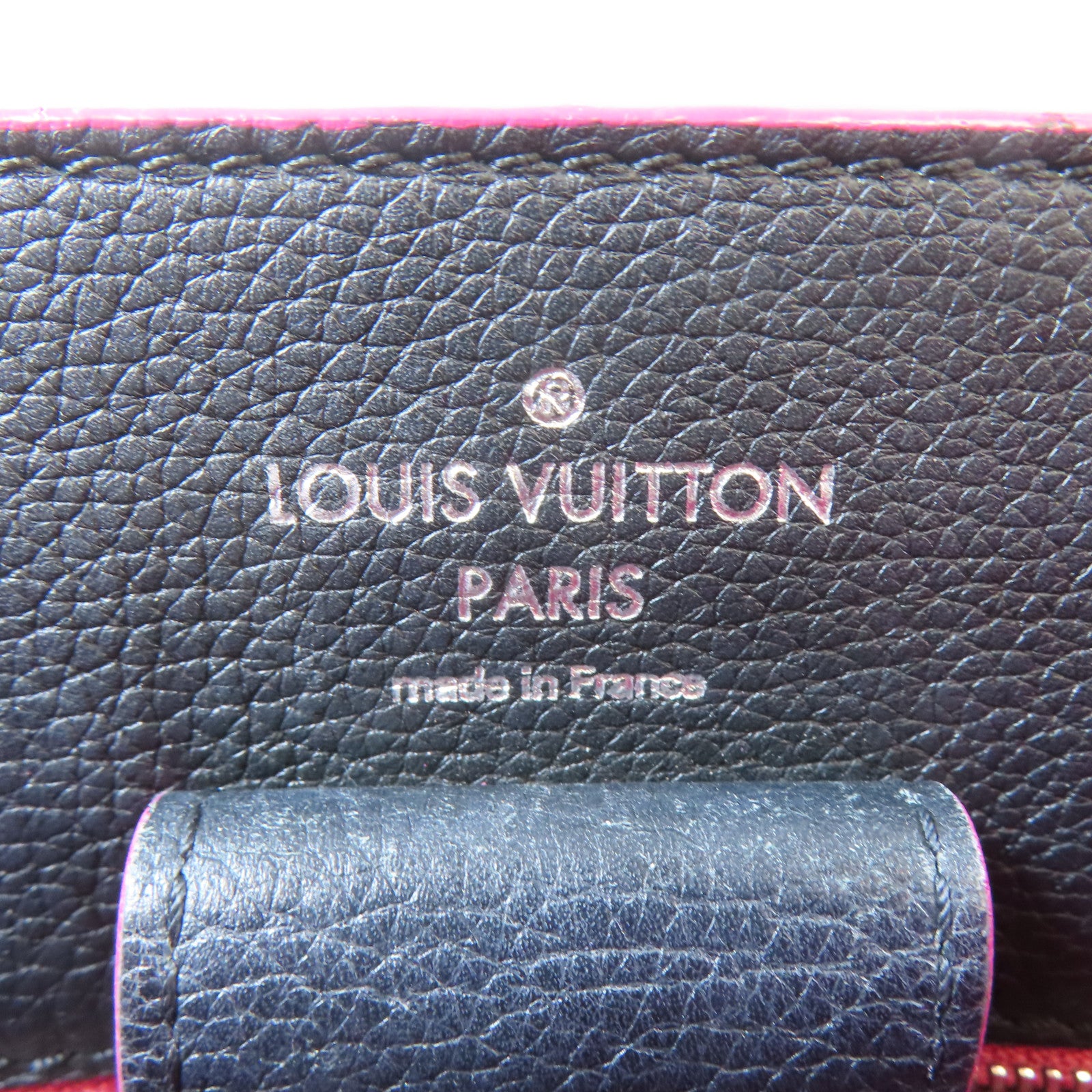 LOUIS VUITTON 牛皮皮革Lockme Bucket Bag銀扣肩背袋黑色