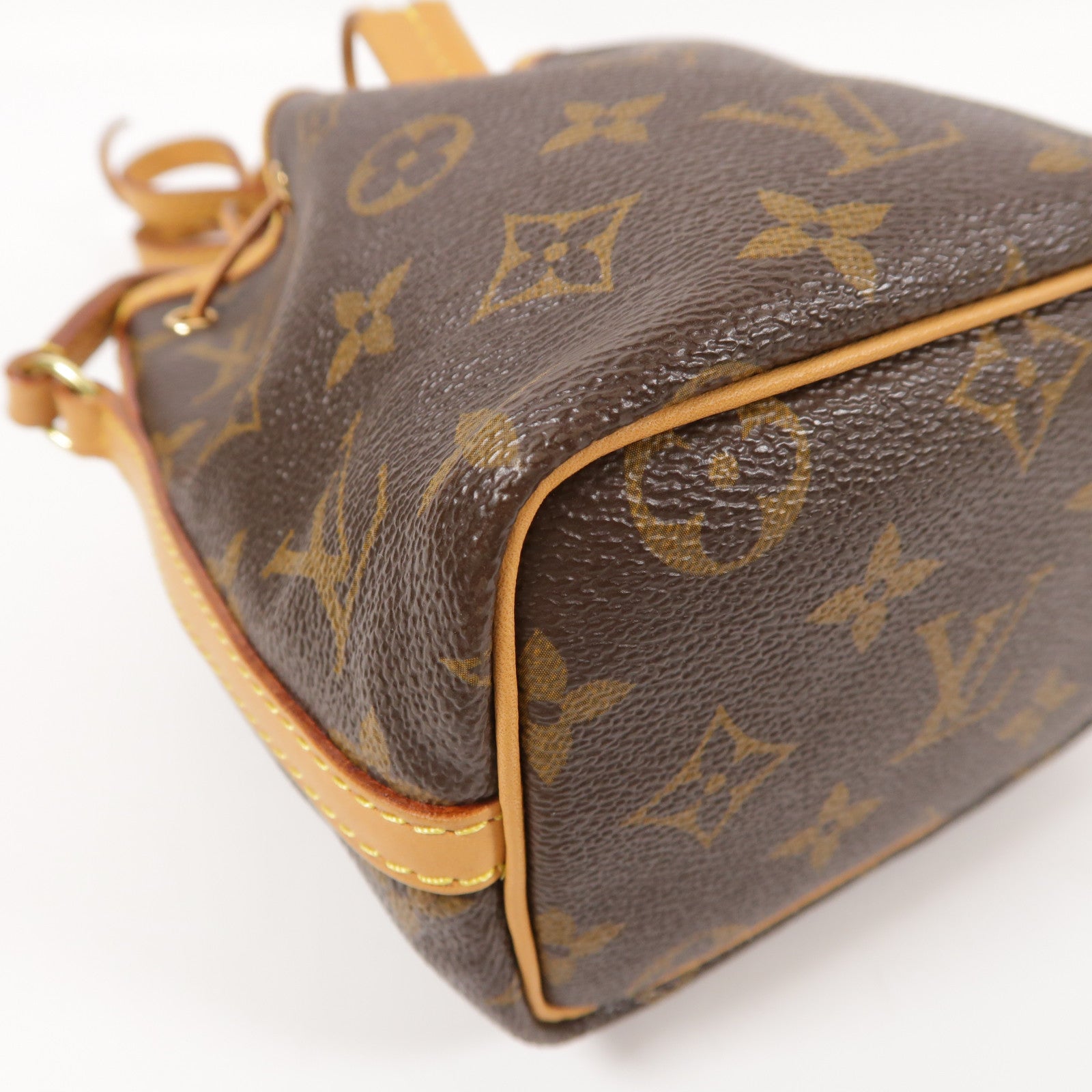 LOUIS VUITTON Monogram Nano Noe金扣肩背袋棕色